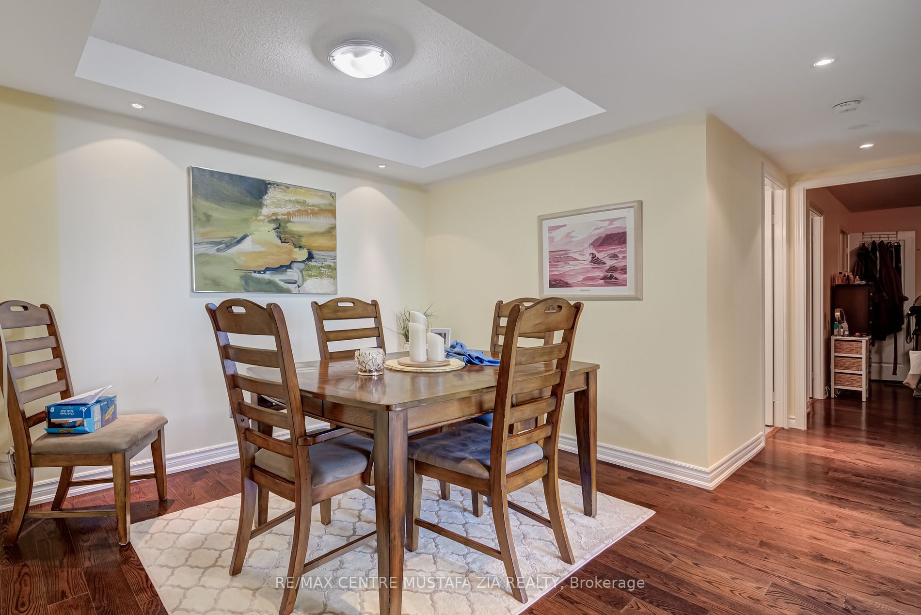 2585 Erin Centre Boulevard, #1005