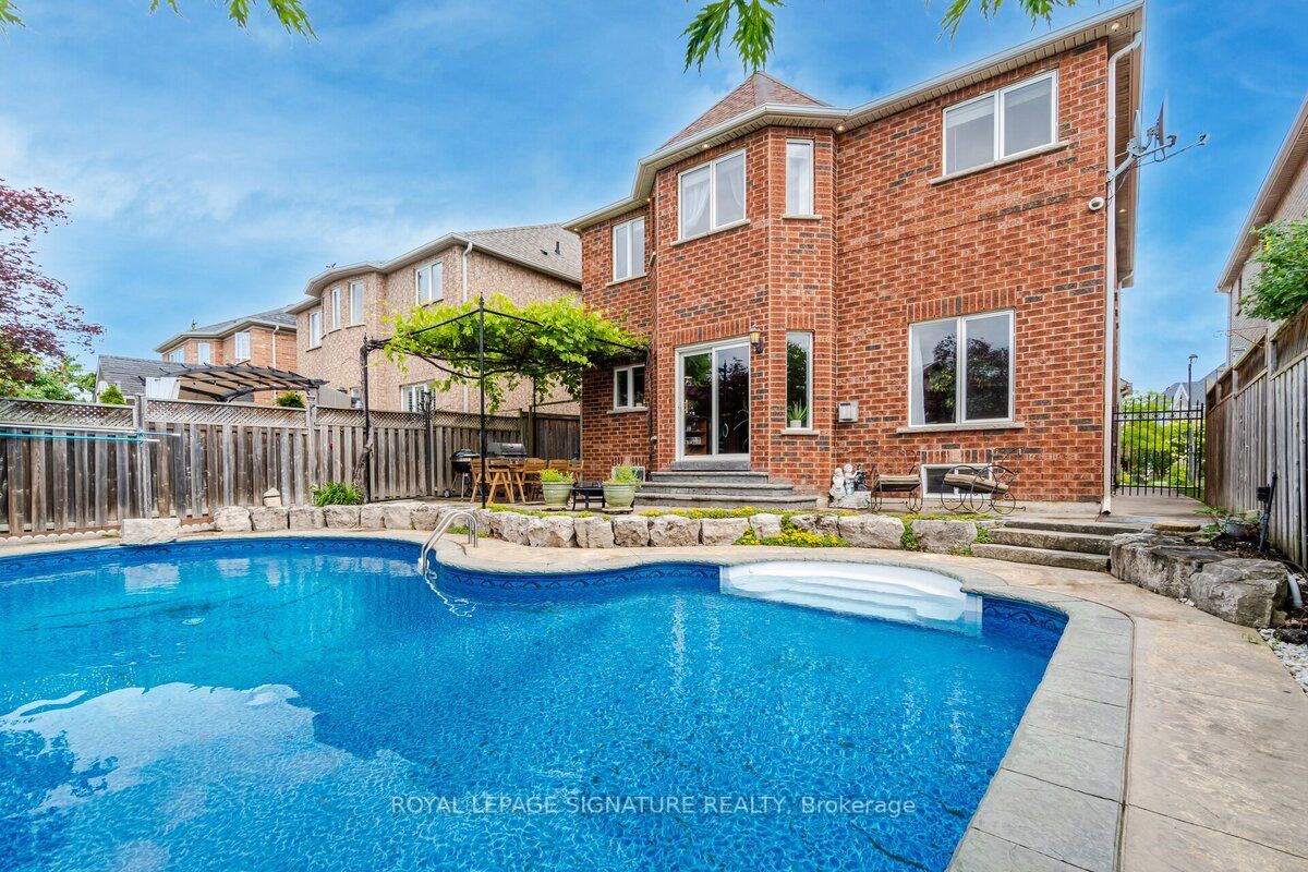 767 Sombrero Way