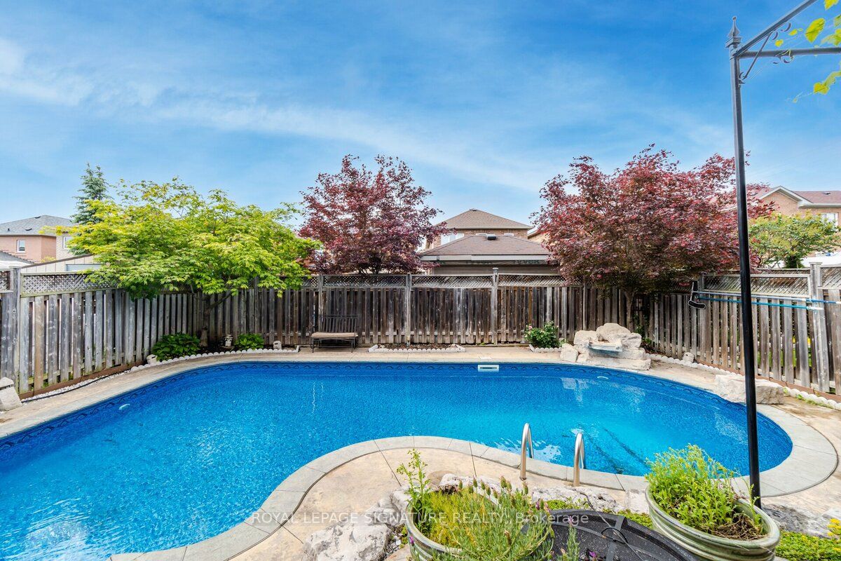 767 Sombrero Way