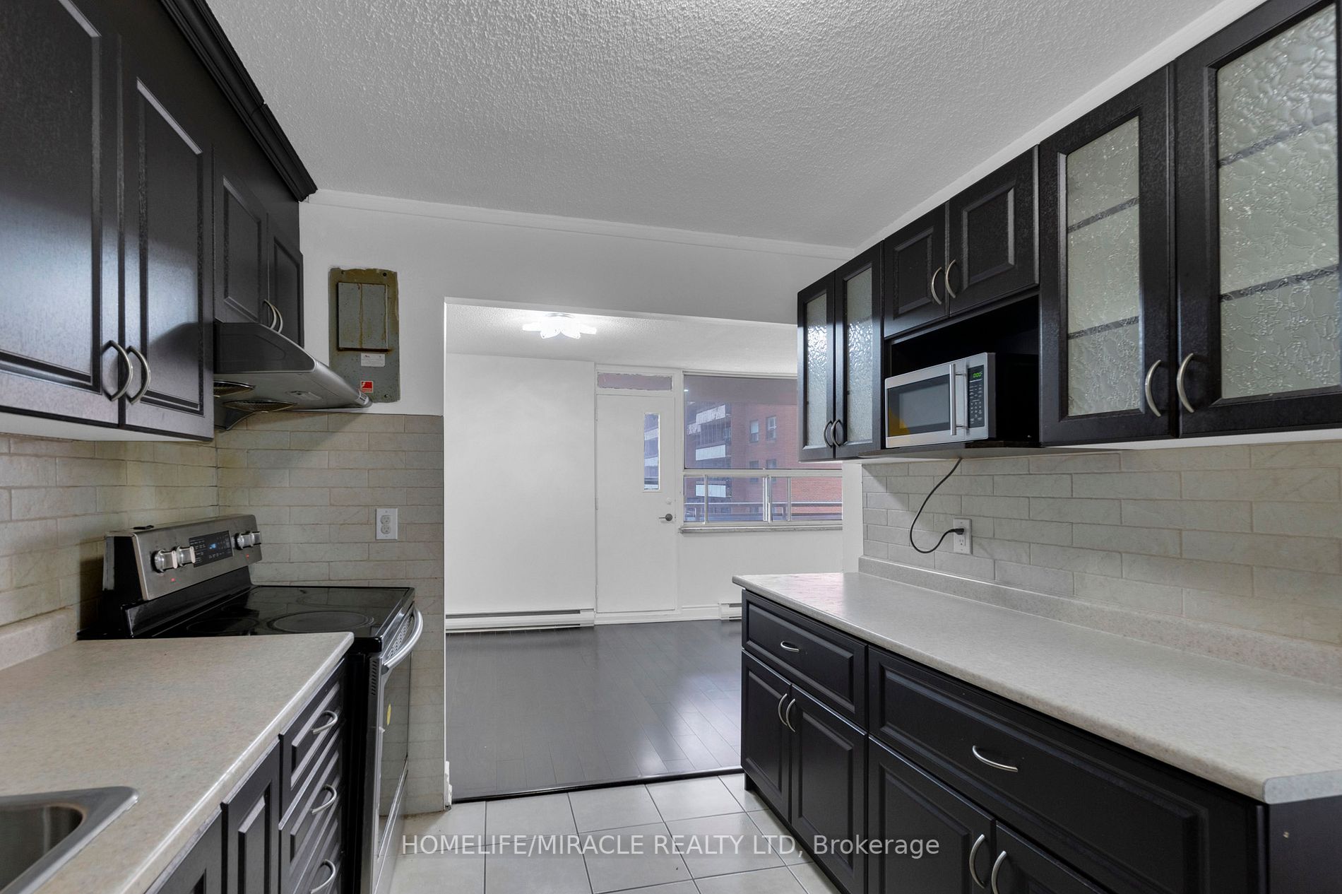 49 Silverstone Drive, #703