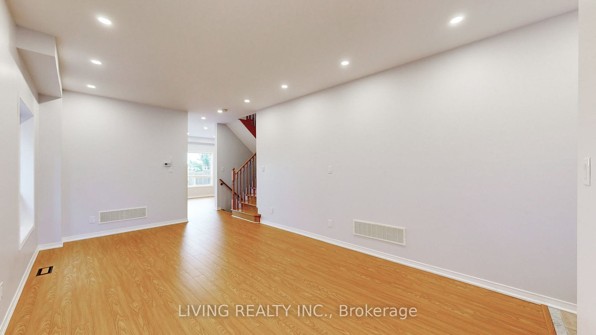 84 Abbotsbury Drive