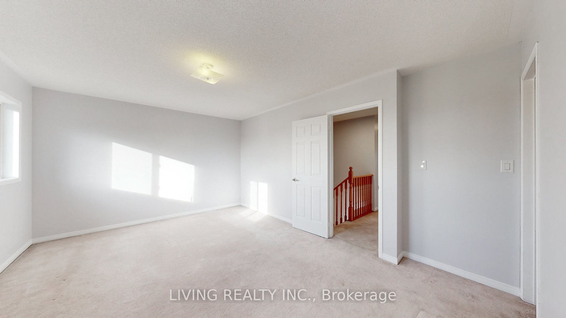 84 Abbotsbury Drive