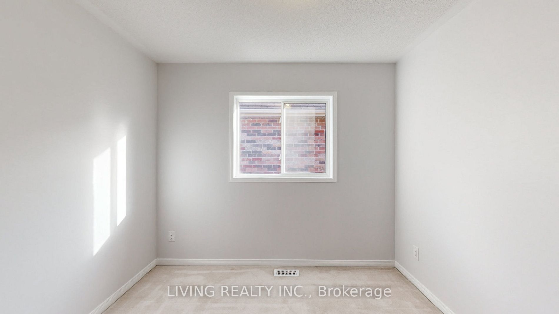 84 Abbotsbury Drive