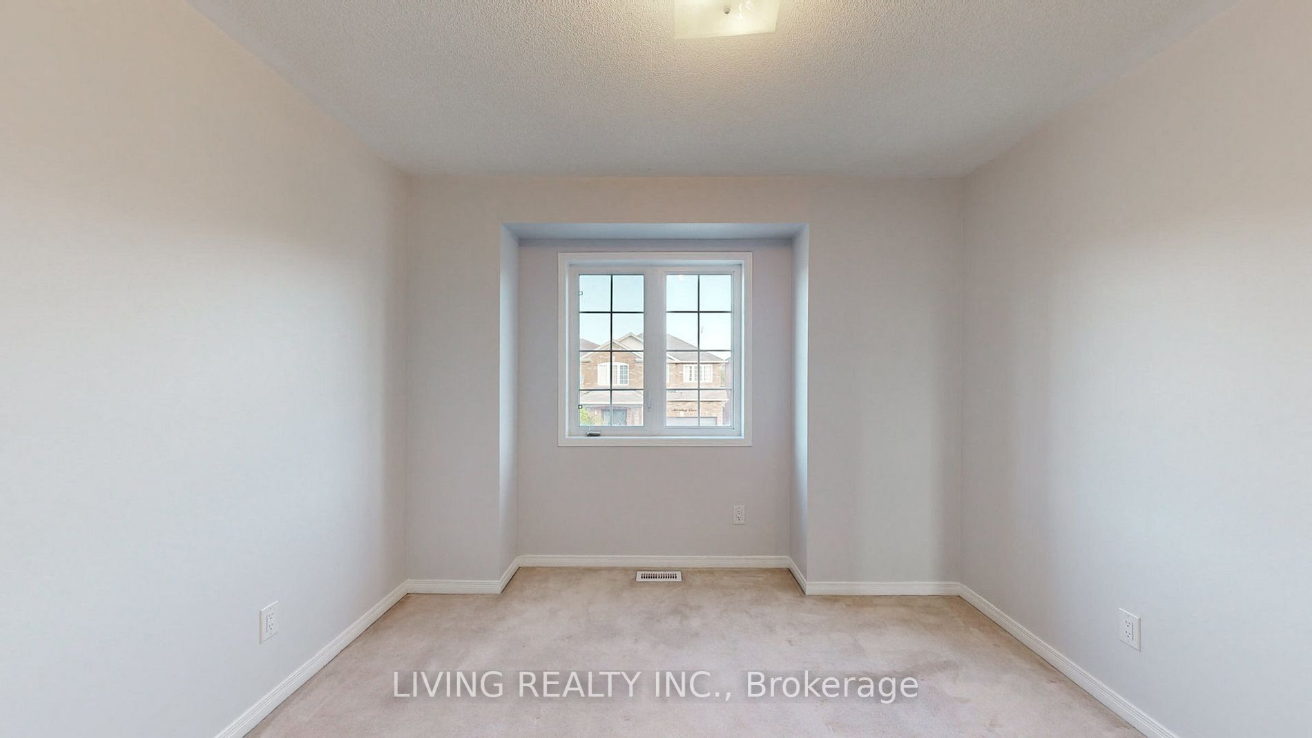 84 Abbotsbury Drive