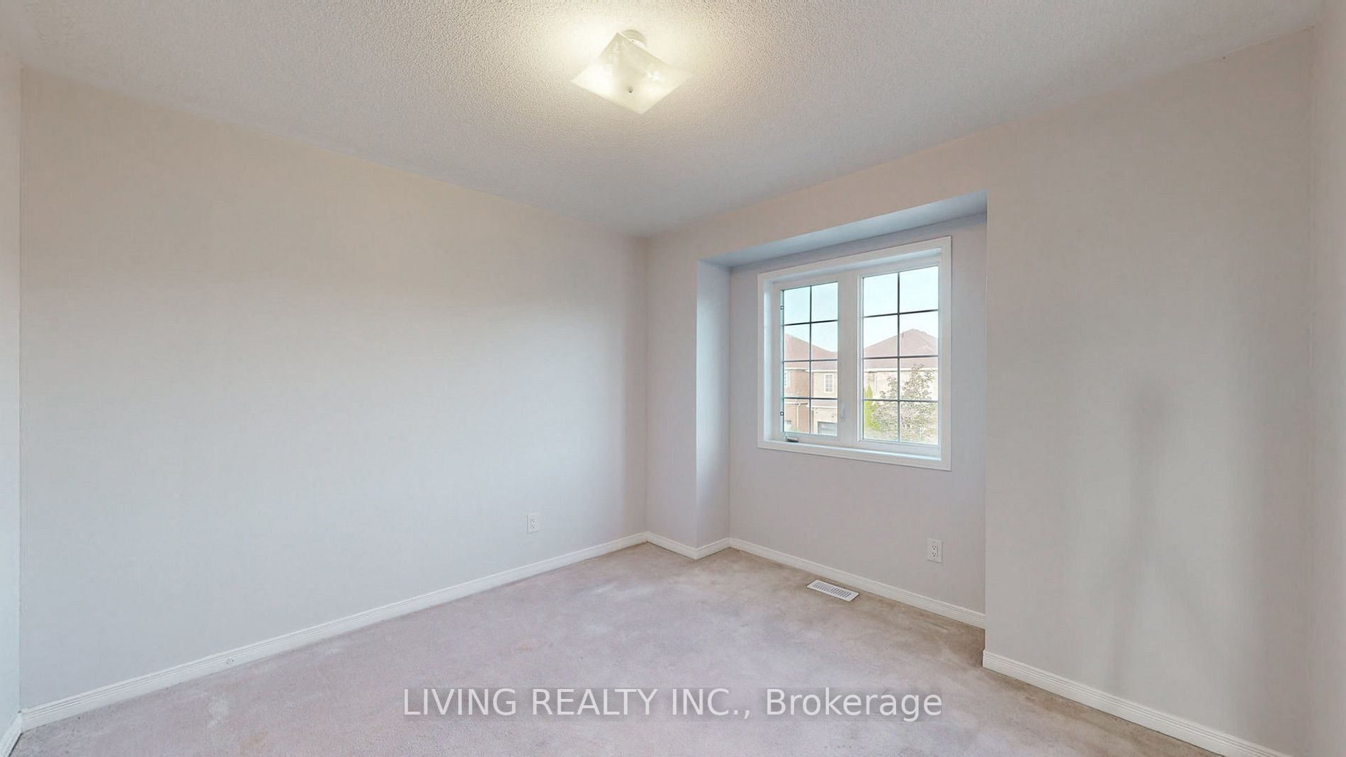 84 Abbotsbury Drive