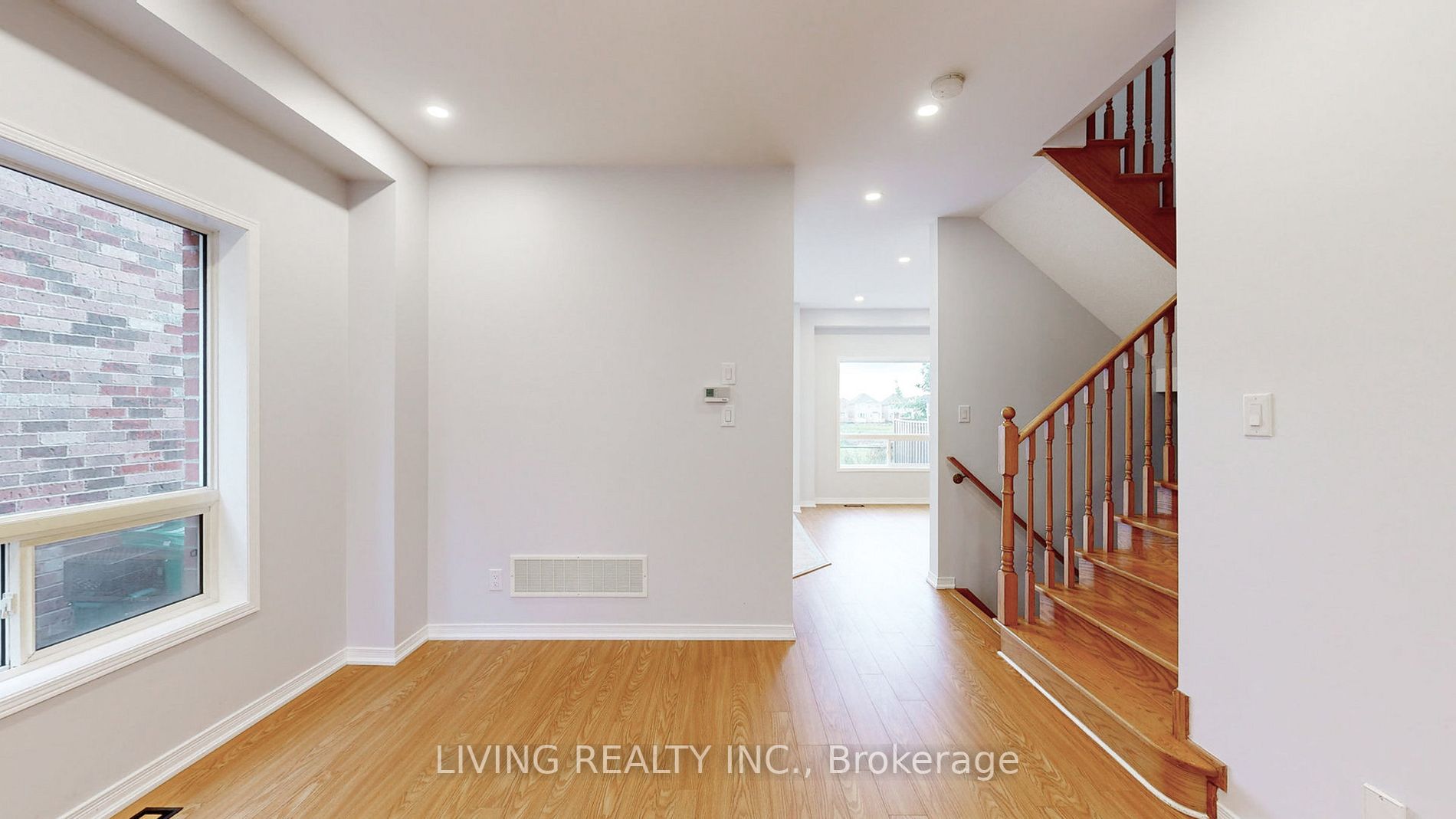 84 Abbotsbury Drive