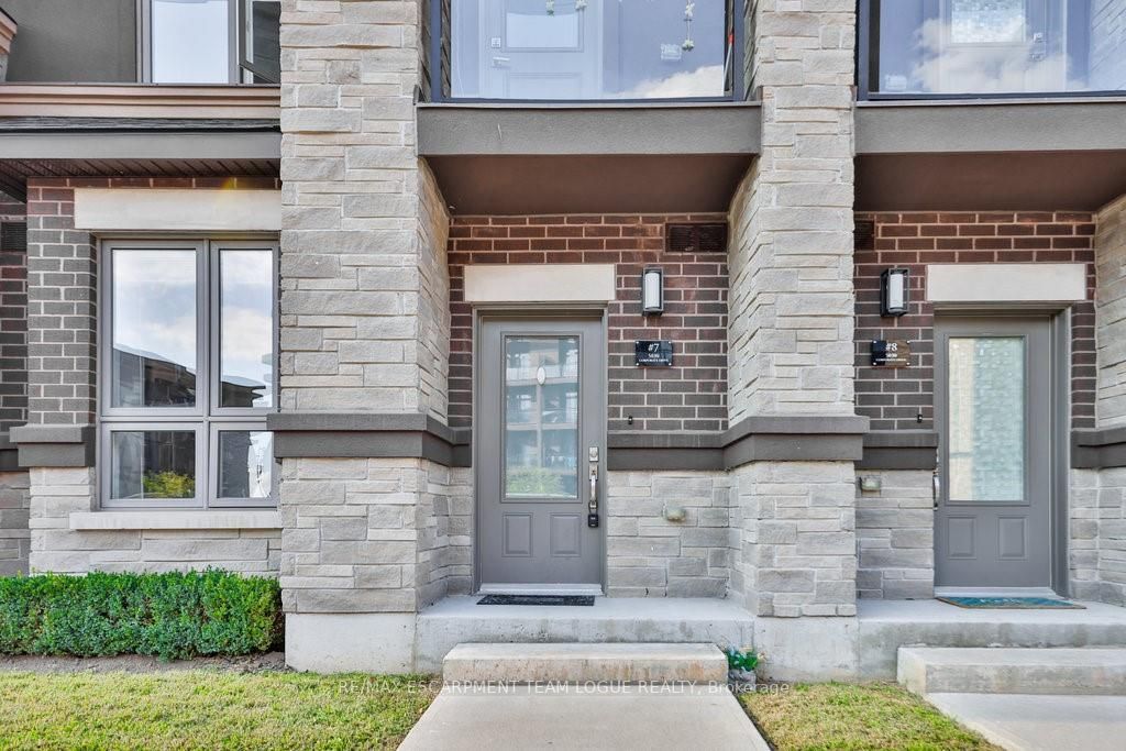 5030 Corporate Dr, #7
