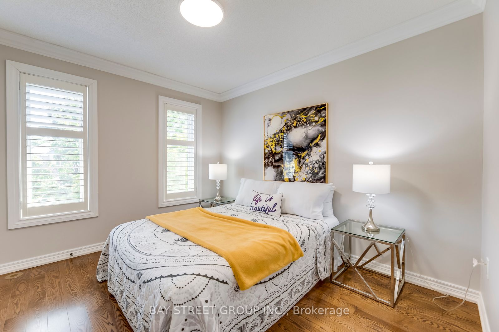 2337 Woodfield Road