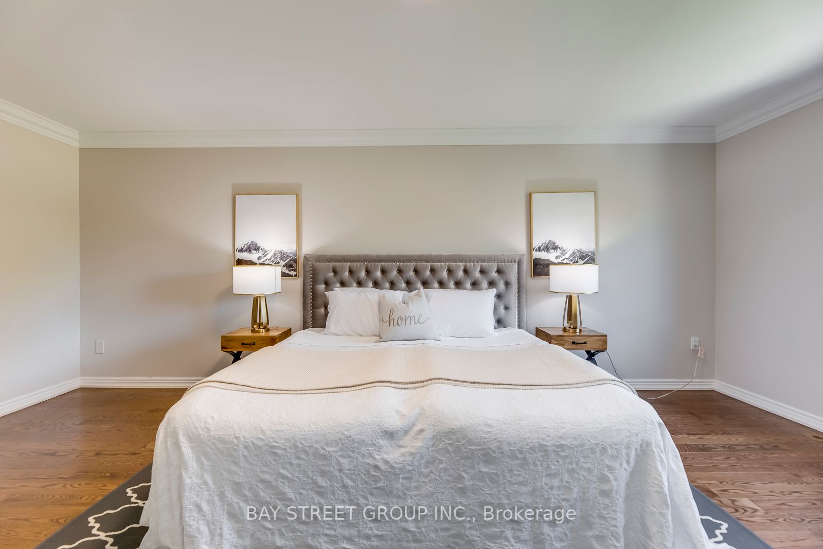 2337 Woodfield Road