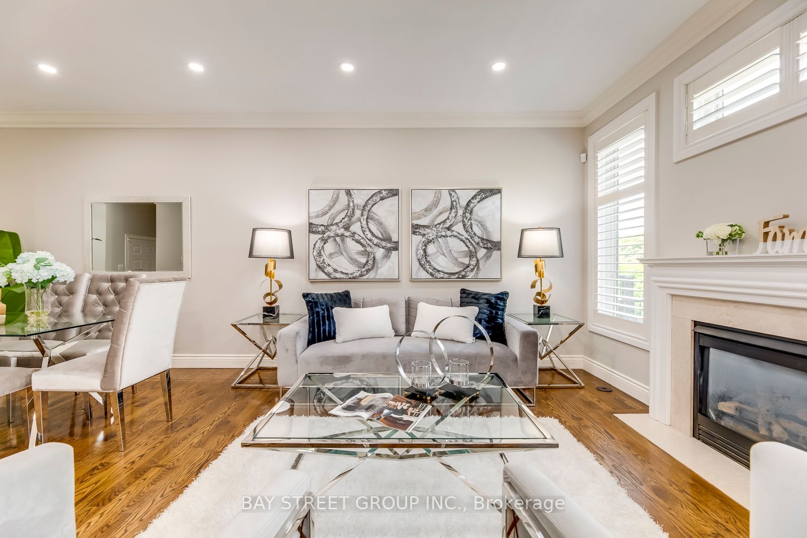 2337 Woodfield Road