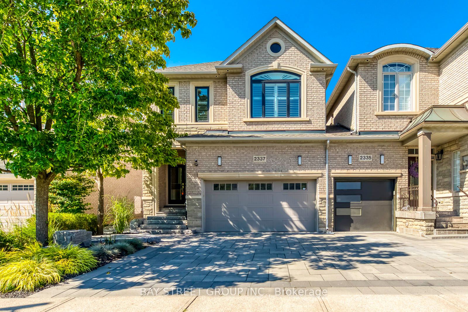 2337 Woodfield Rd