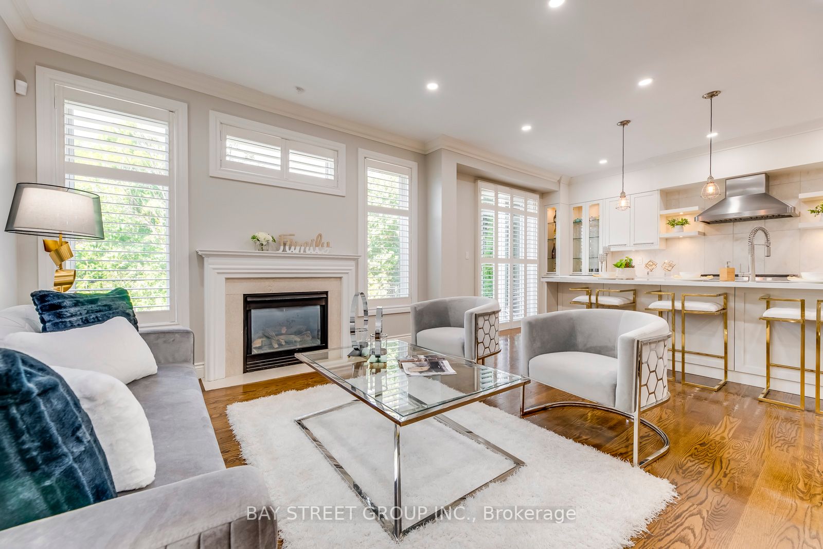 2337 Woodfield Road