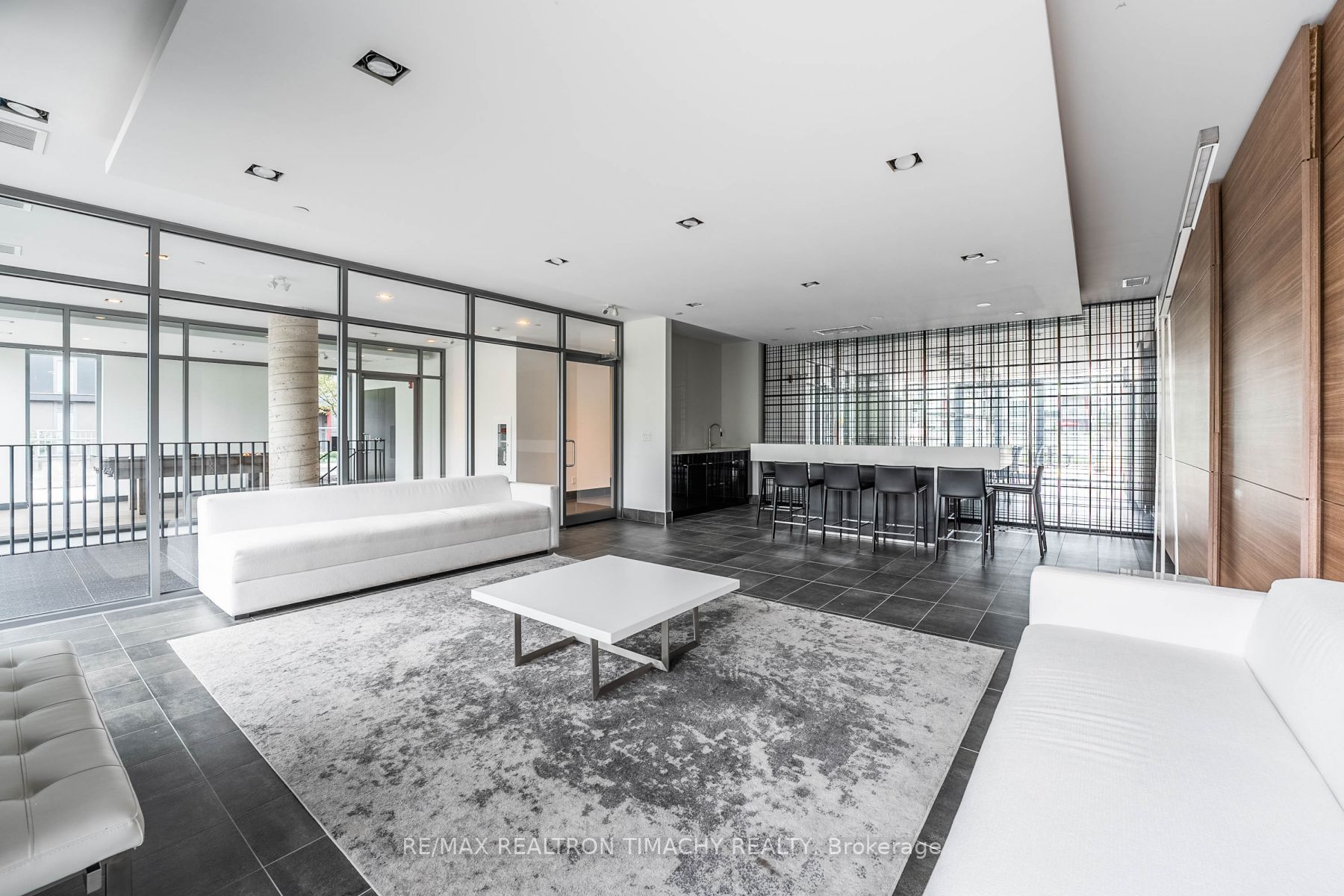 5260 Dundas Street, #C307