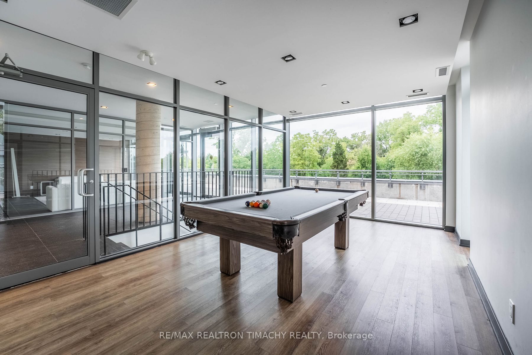 5260 Dundas Street, #C307