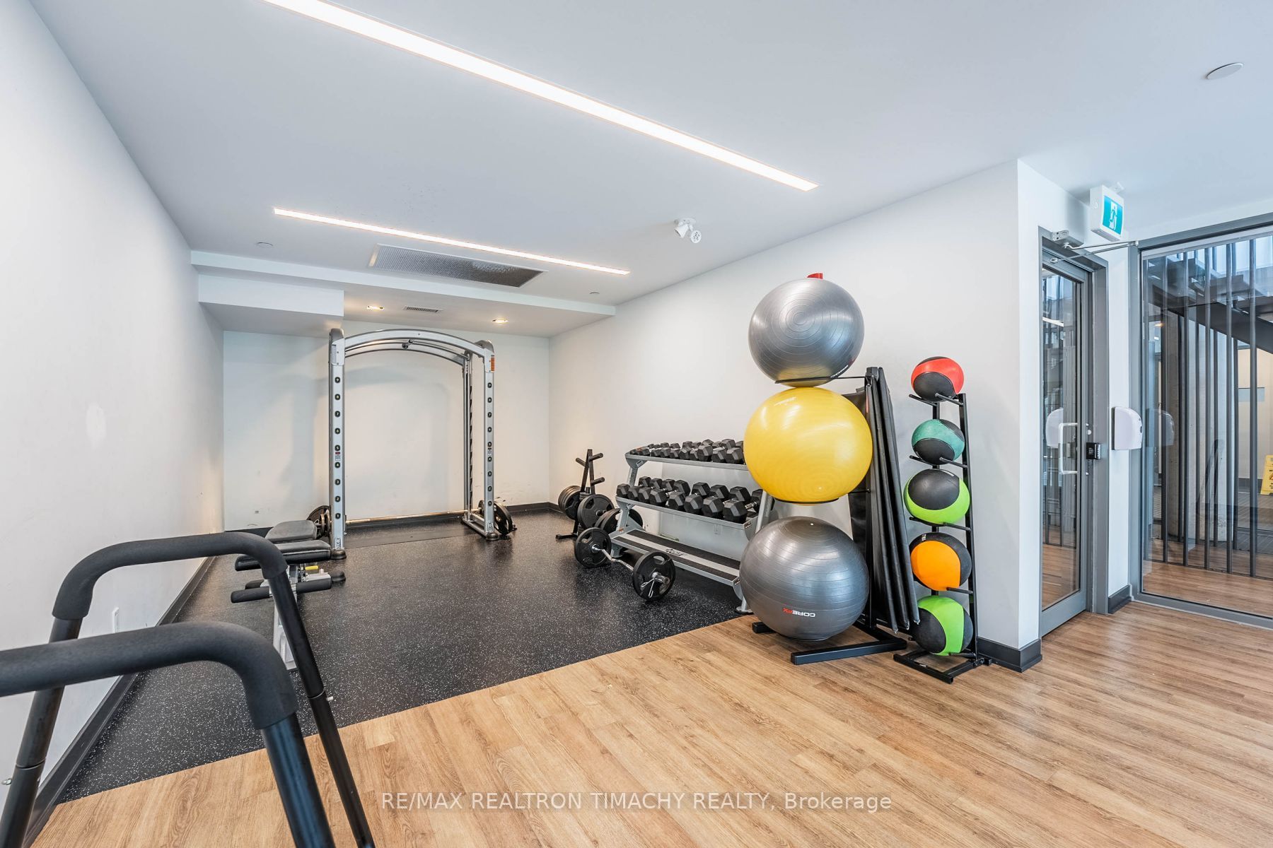 5260 Dundas Street, #C307