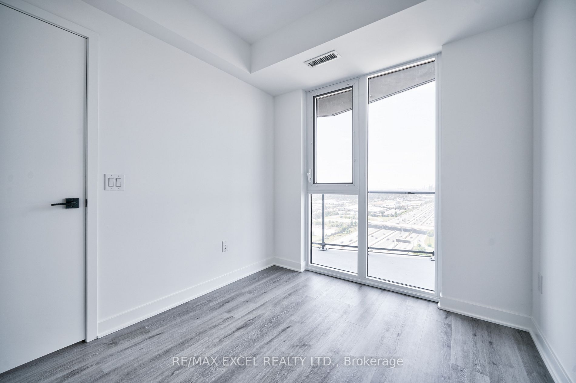 36 Zorra St, #2011