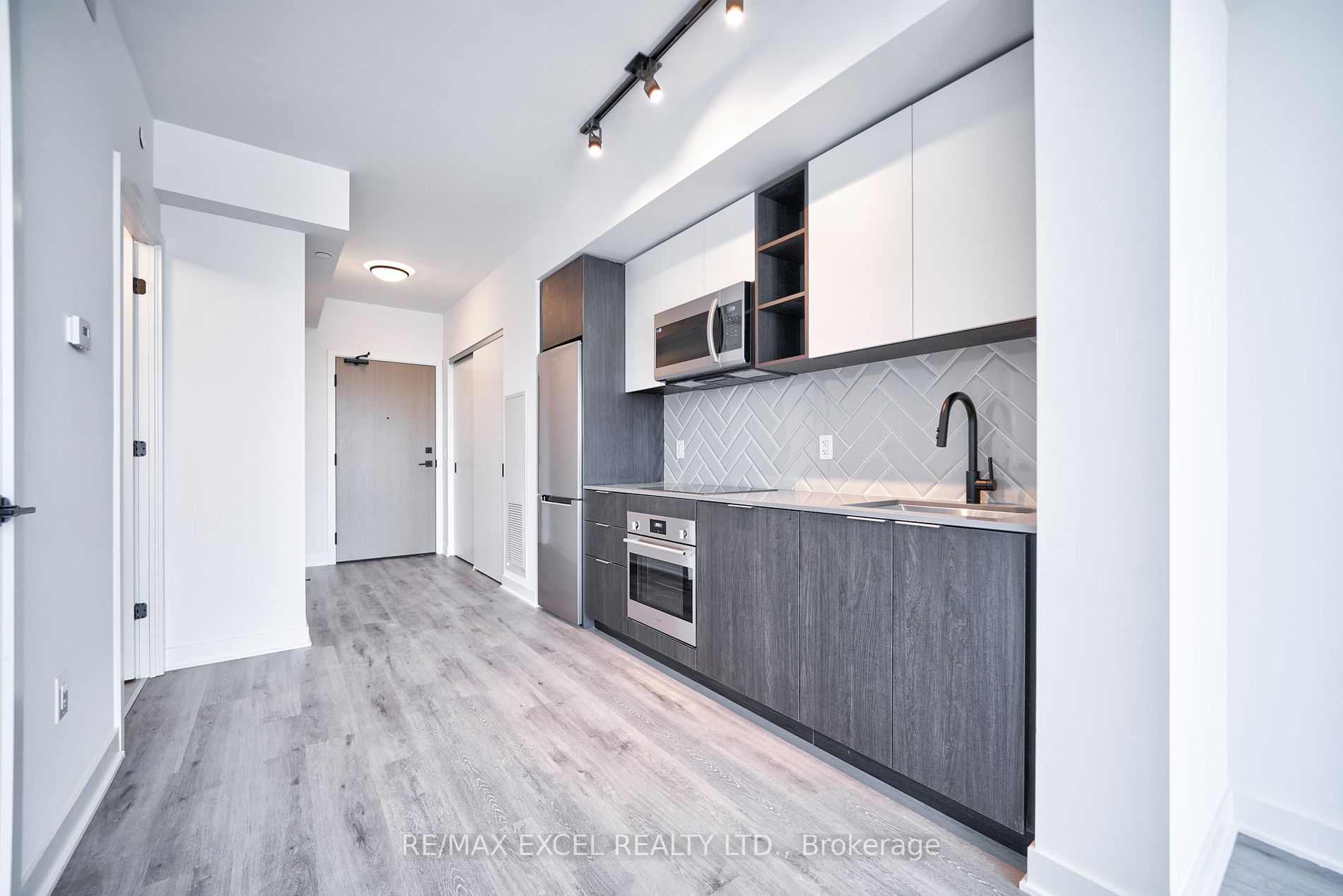 36 Zorra St, #2011