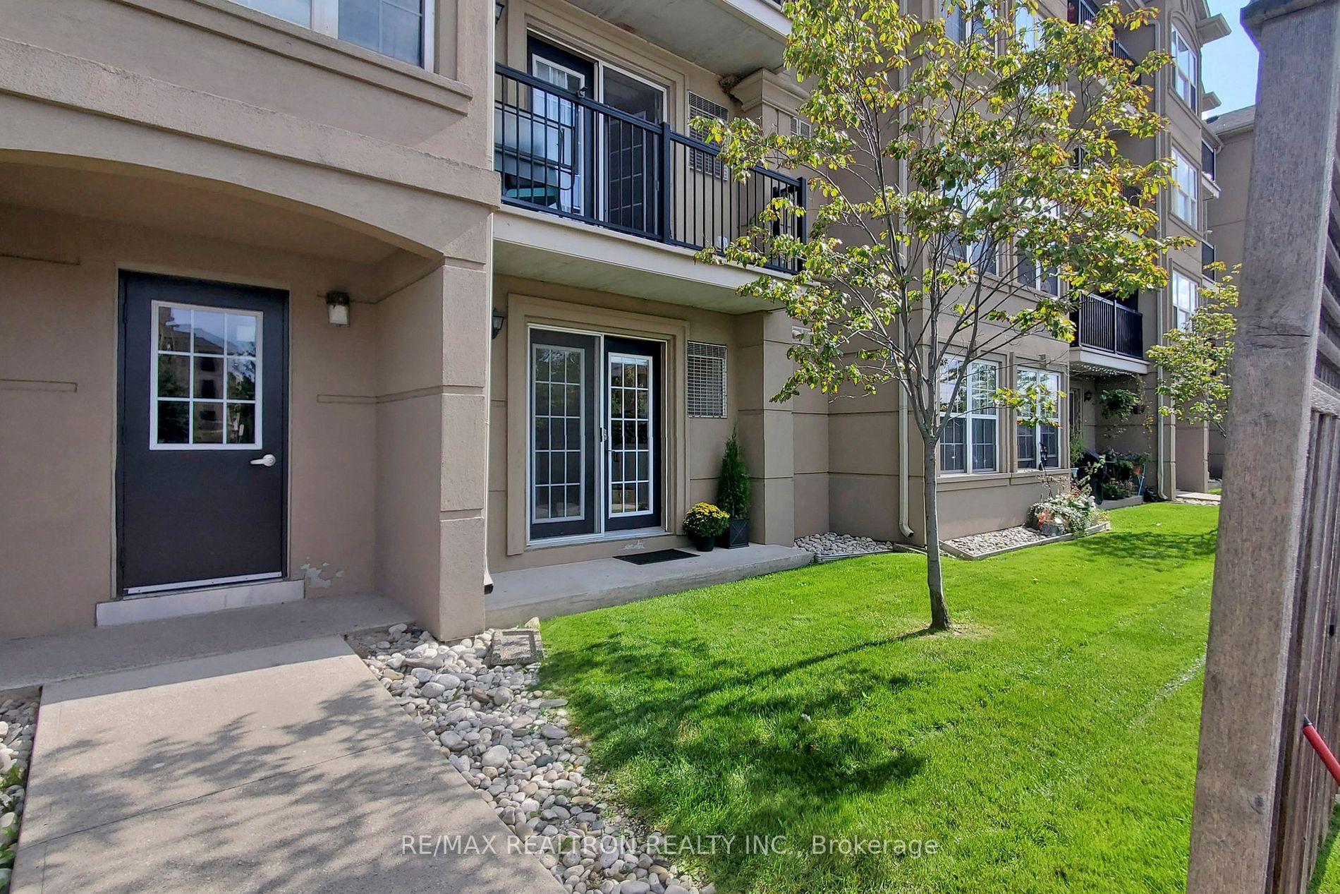 1483 Maple Ave, #107