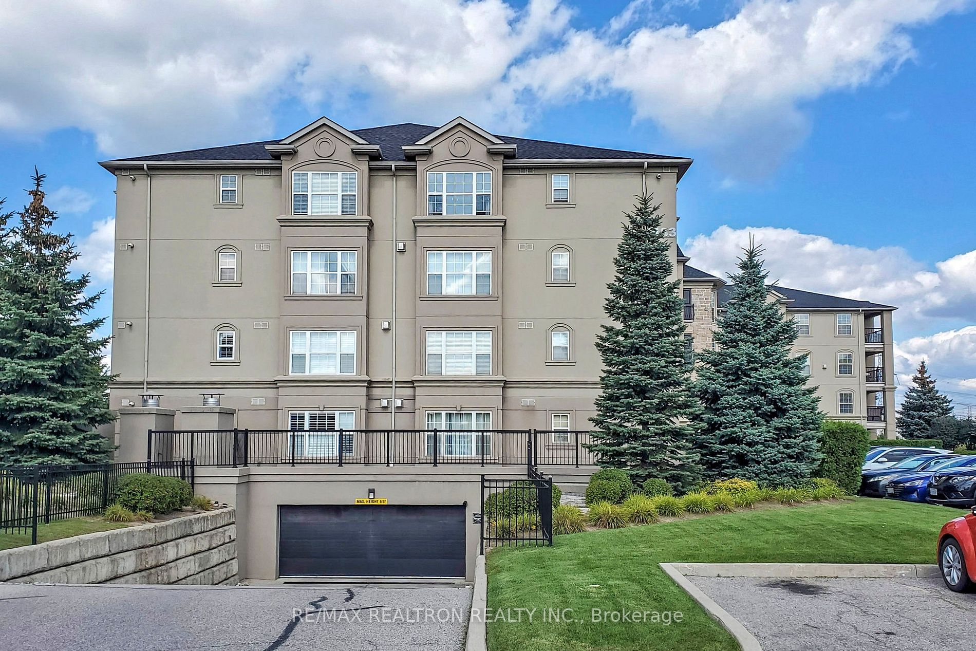 1483 Maple Ave, #107
