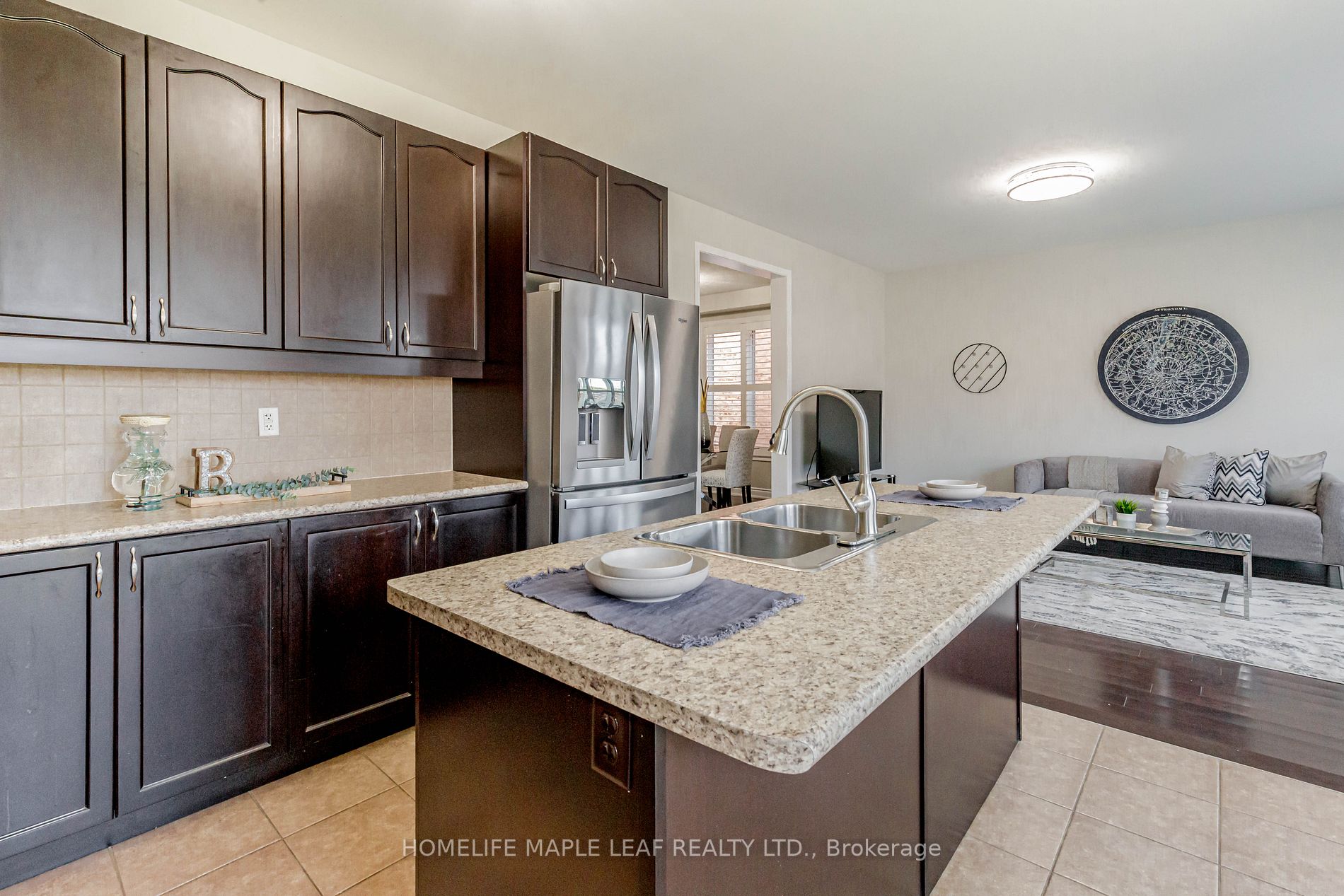 42 Lesabre Cres