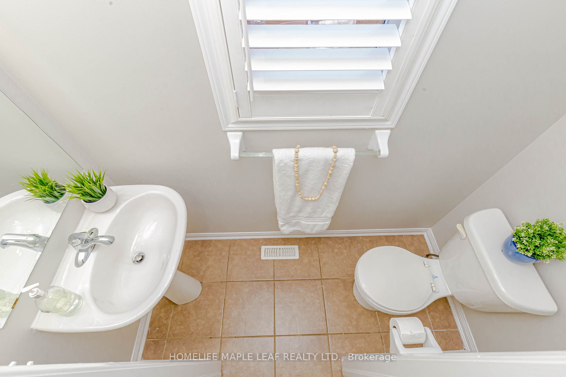 42 Lesabre Cres