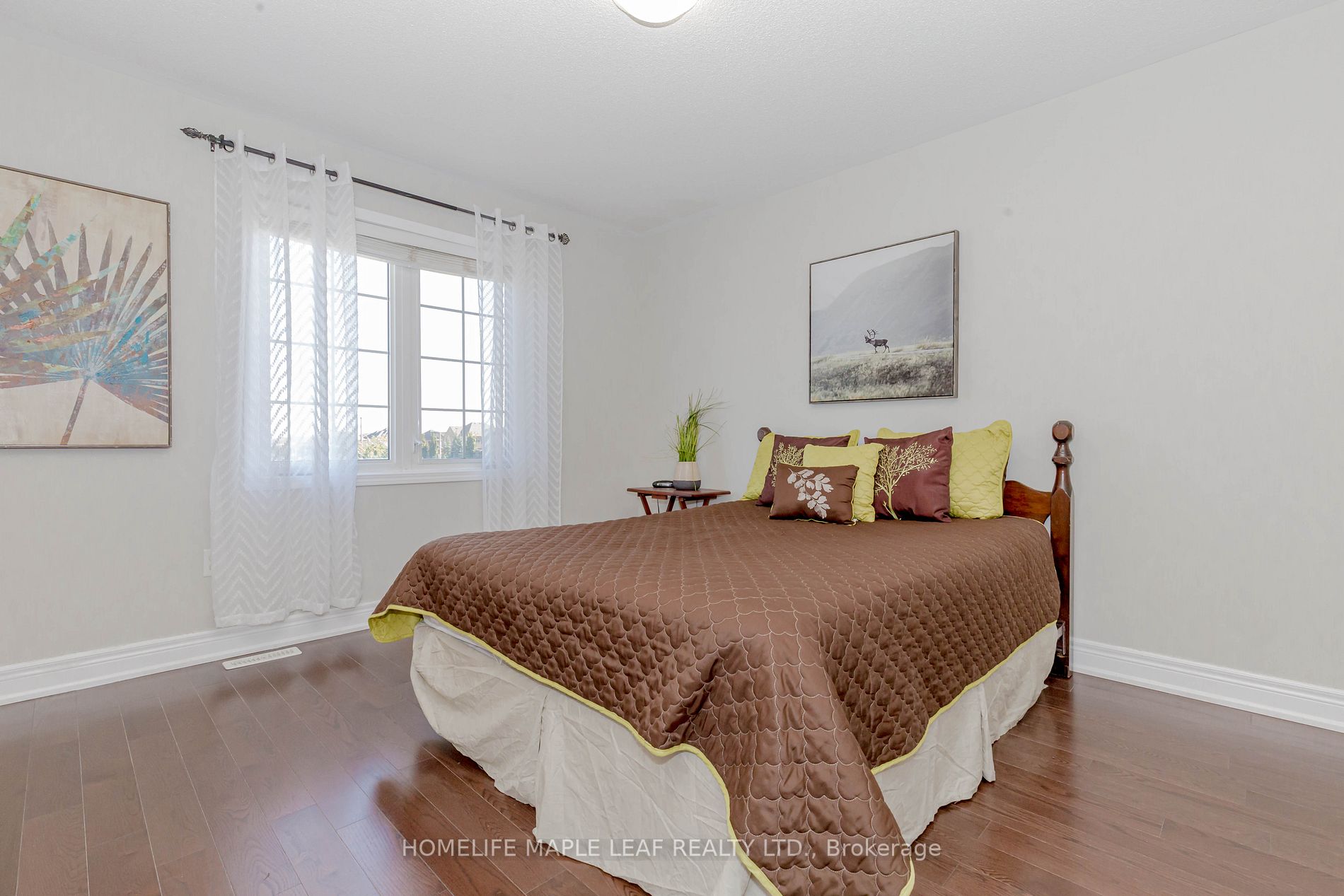 42 Lesabre Cres