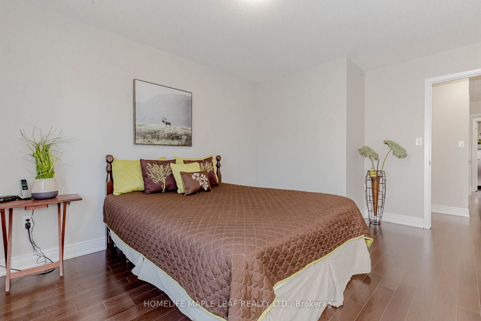 42 Lesabre Cres