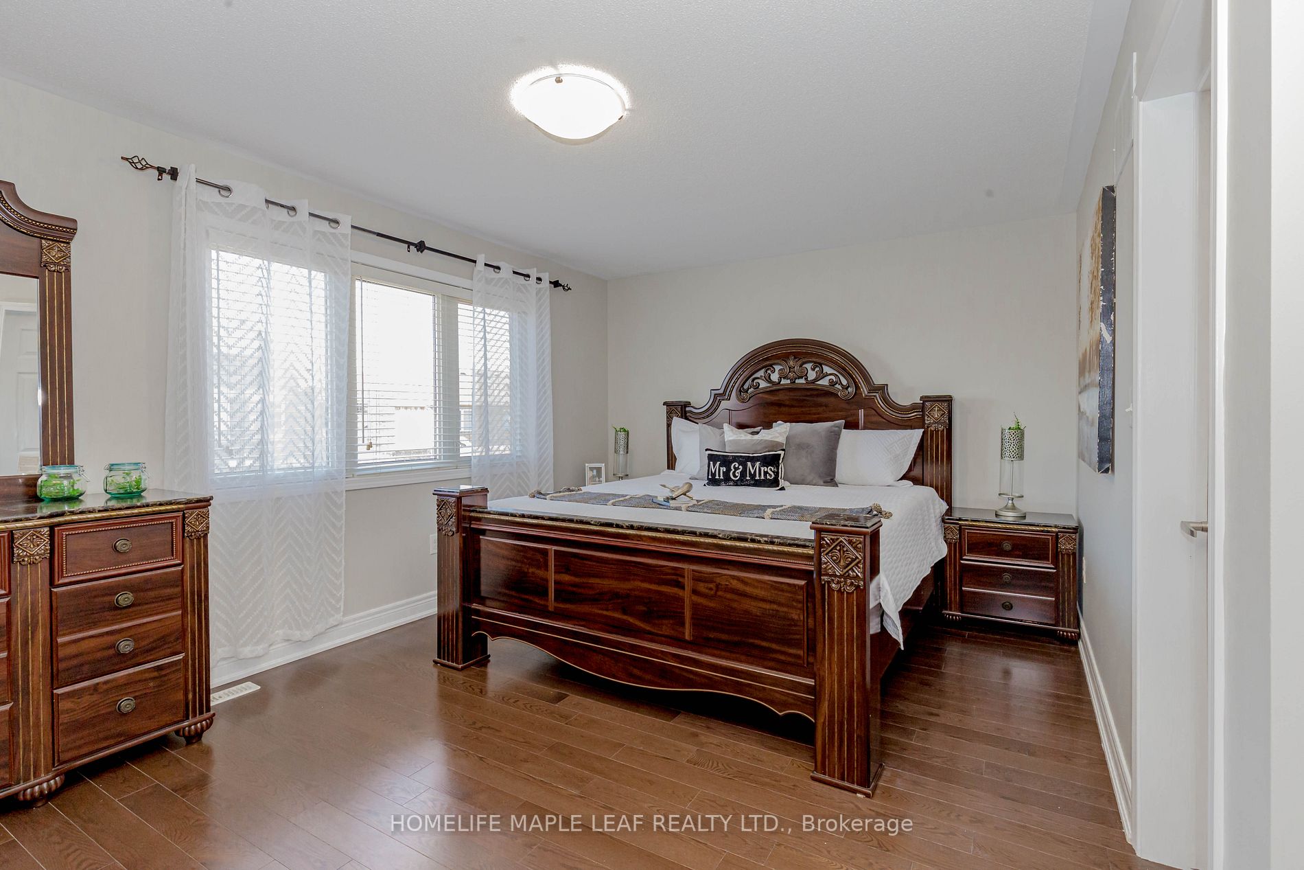 42 Lesabre Cres