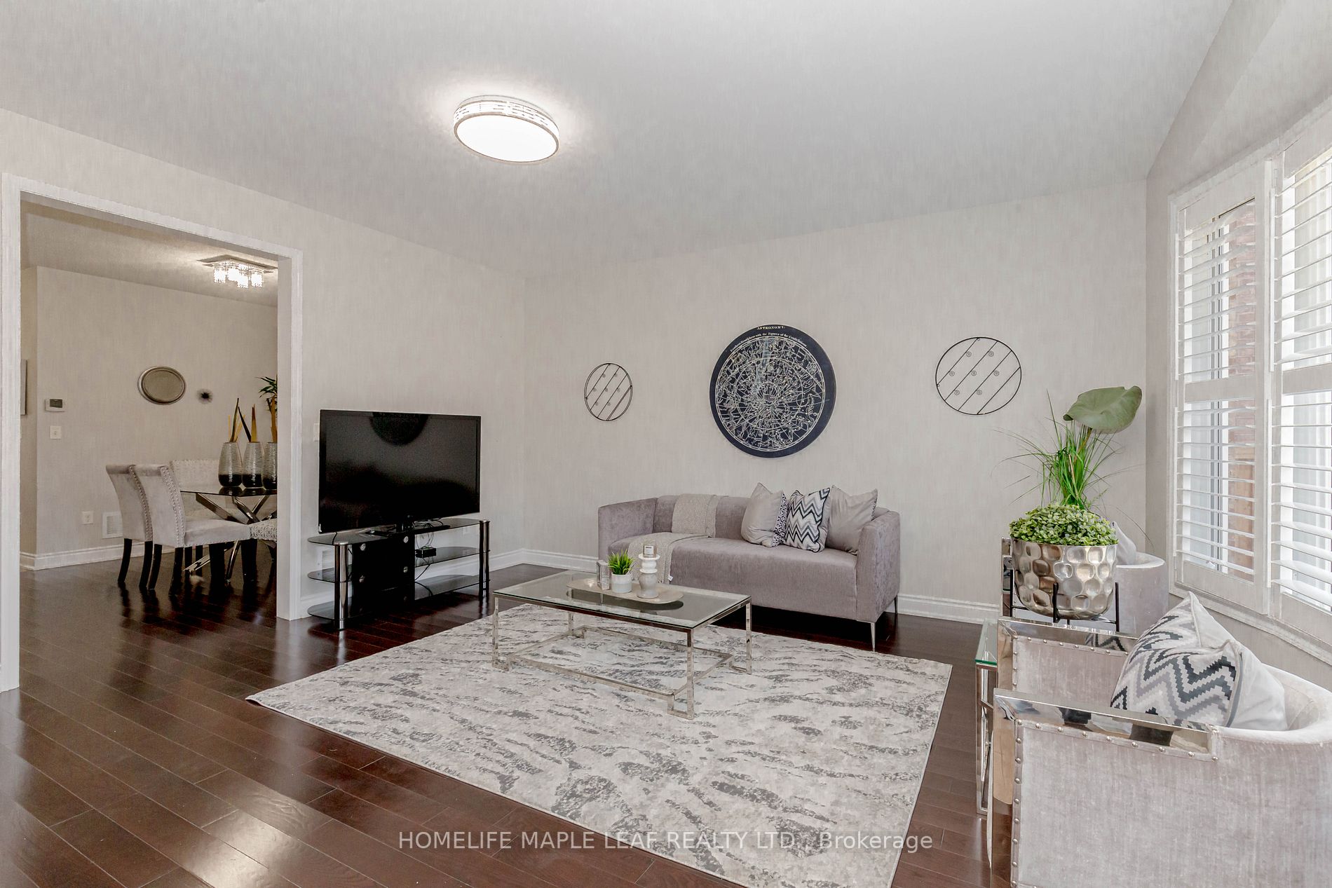 42 Lesabre Cres