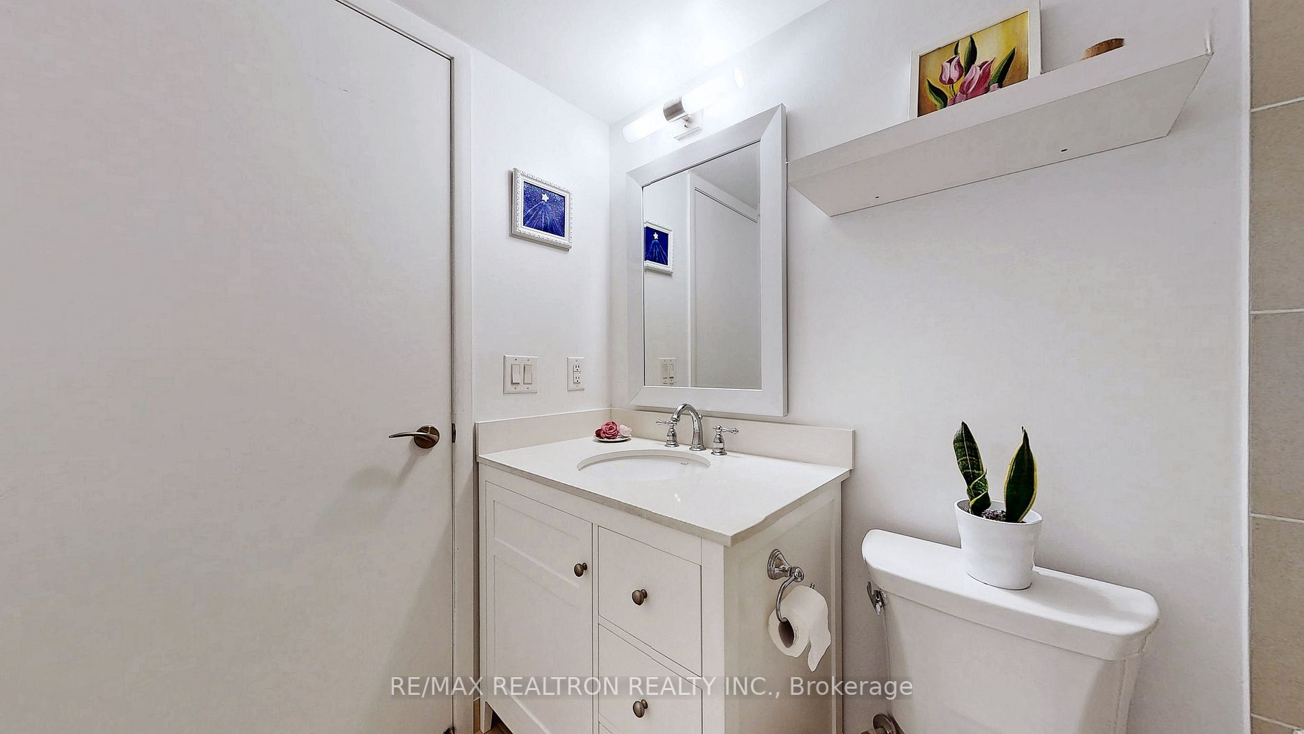3091 Dufferin St, #527