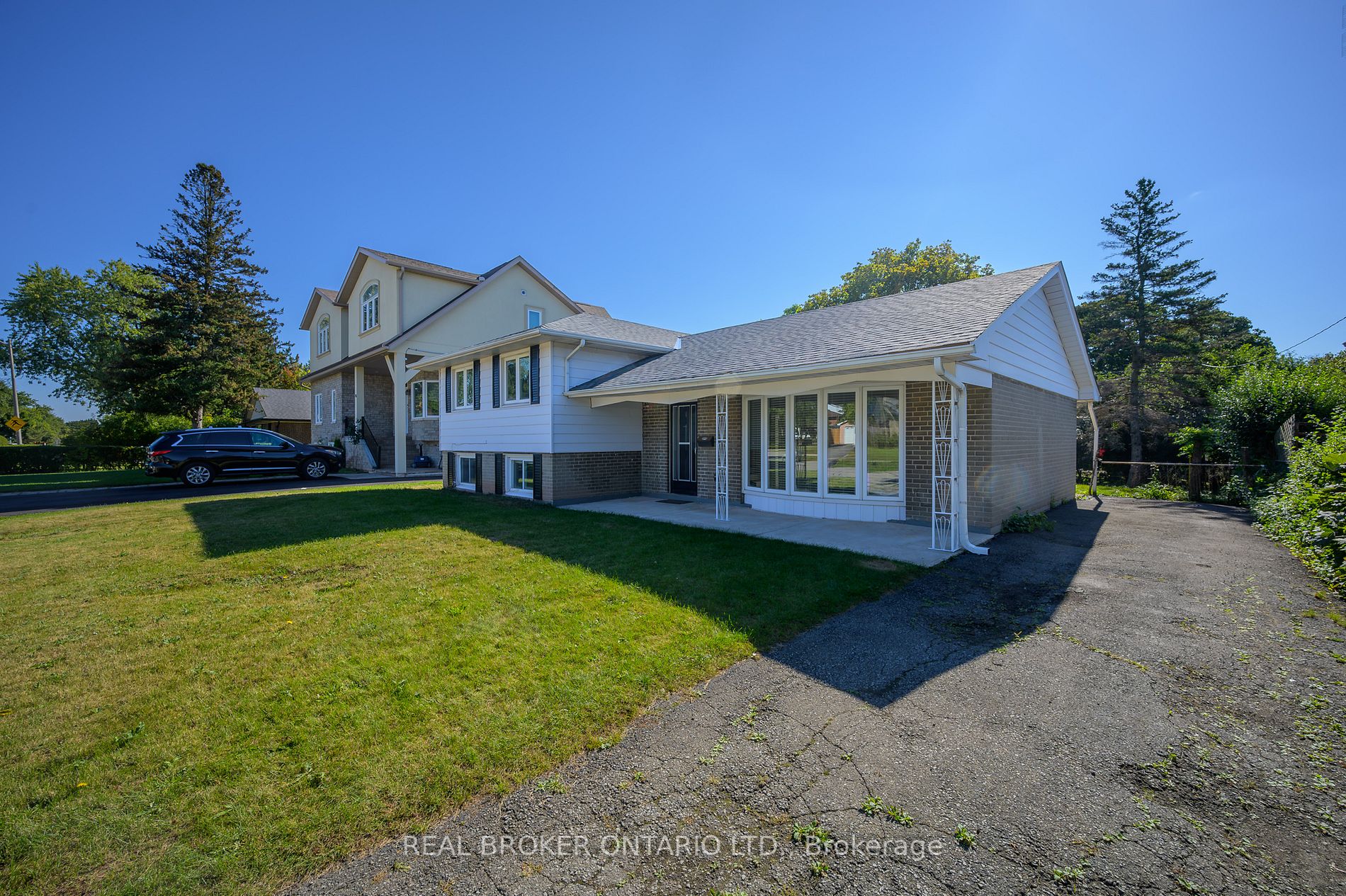 92 Sewell Dr