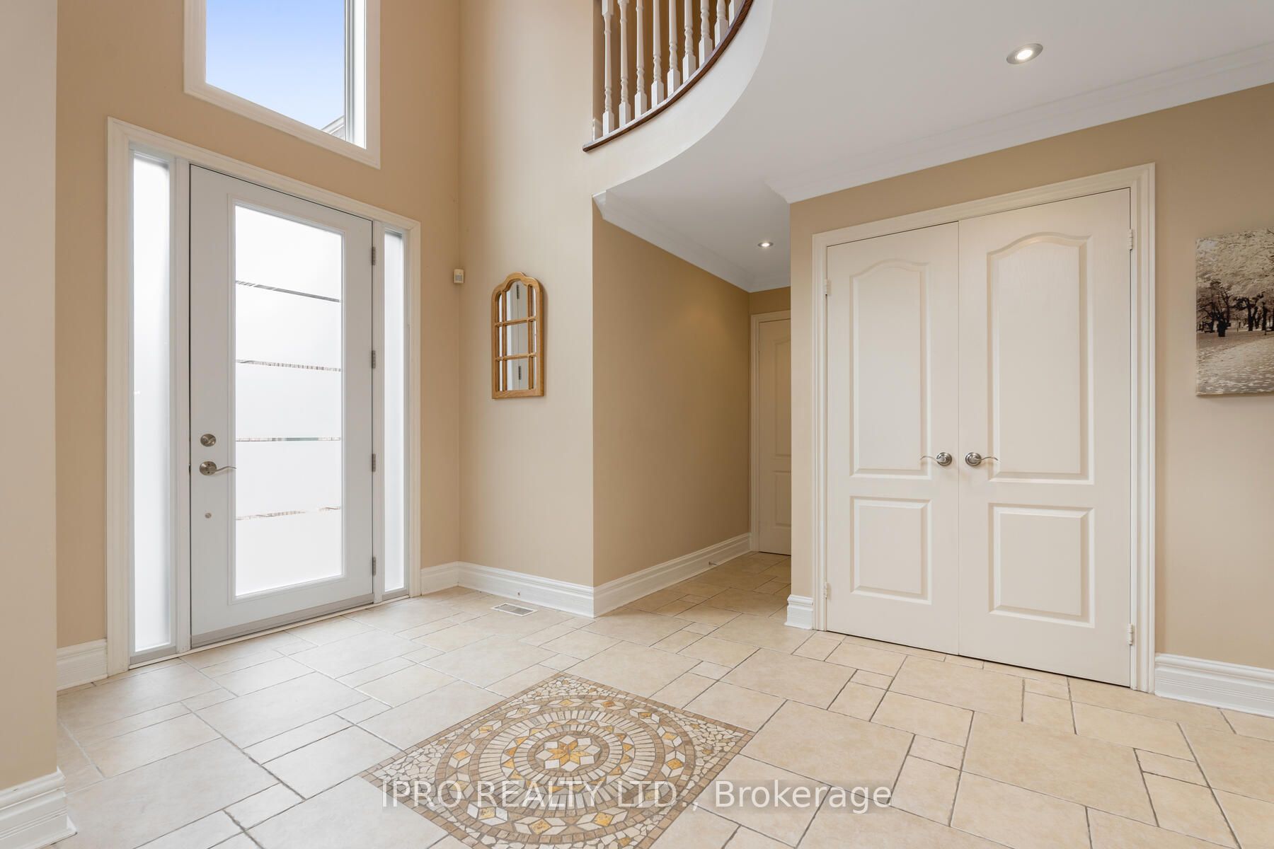 41 Gollop Cres
