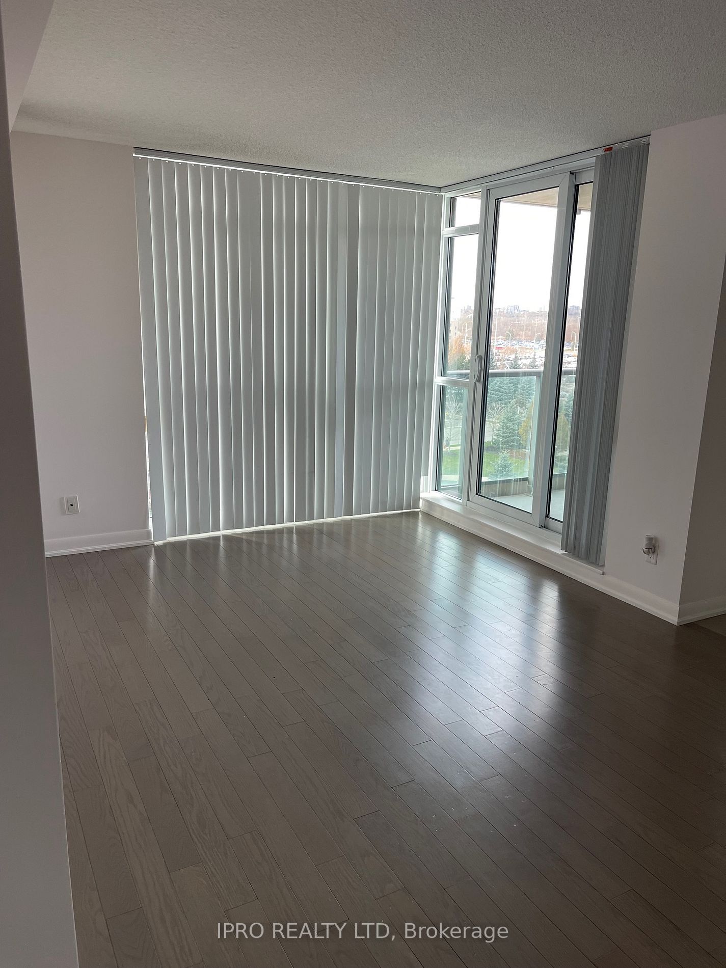 215 Sherway Gardens Rd, #507