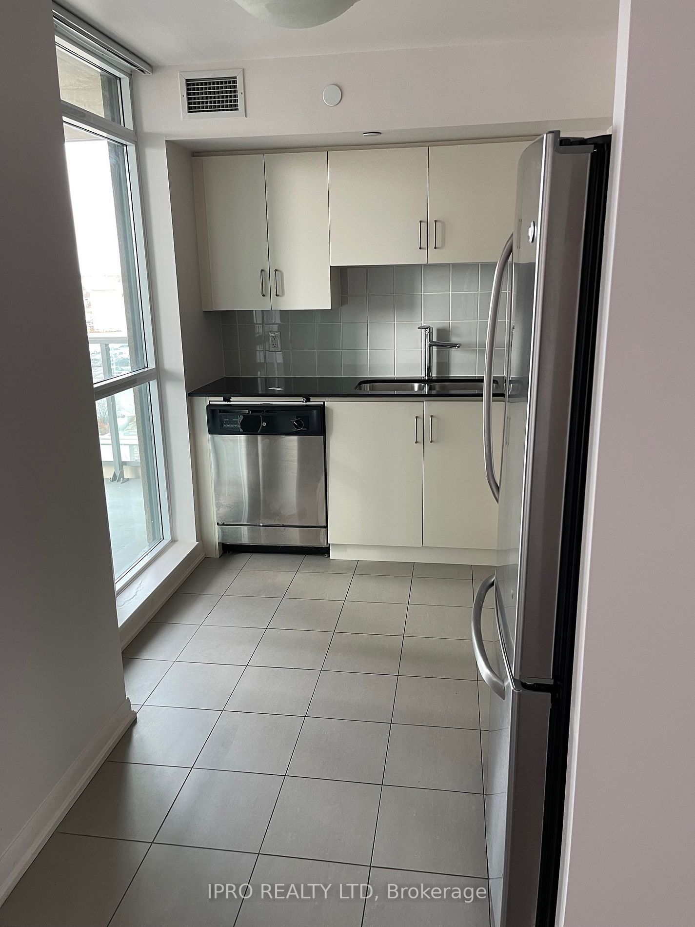 215 Sherway Gardens Rd, #507