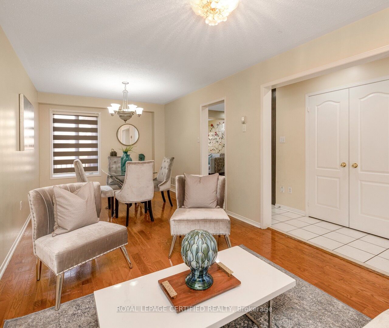 33 Willow Park Dr