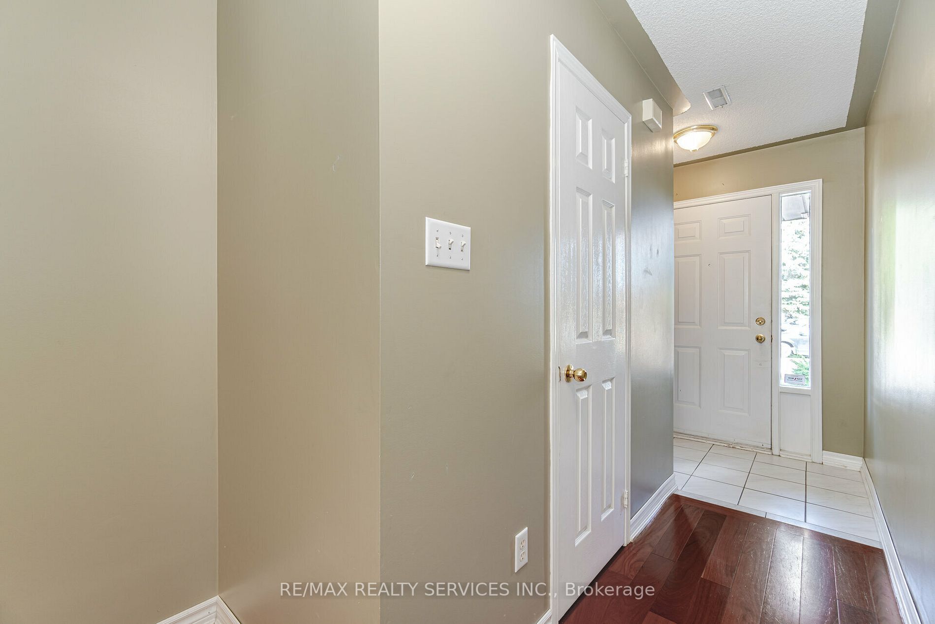 44 Provincial Place