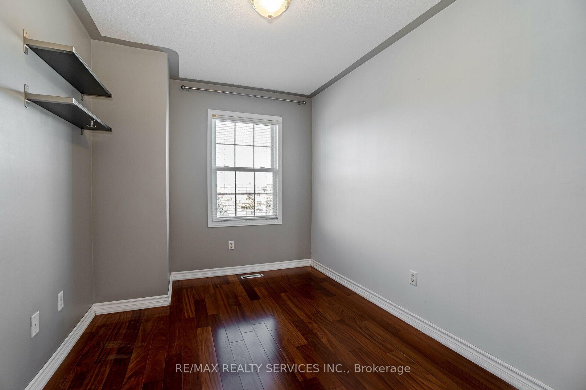44 Provincial Place