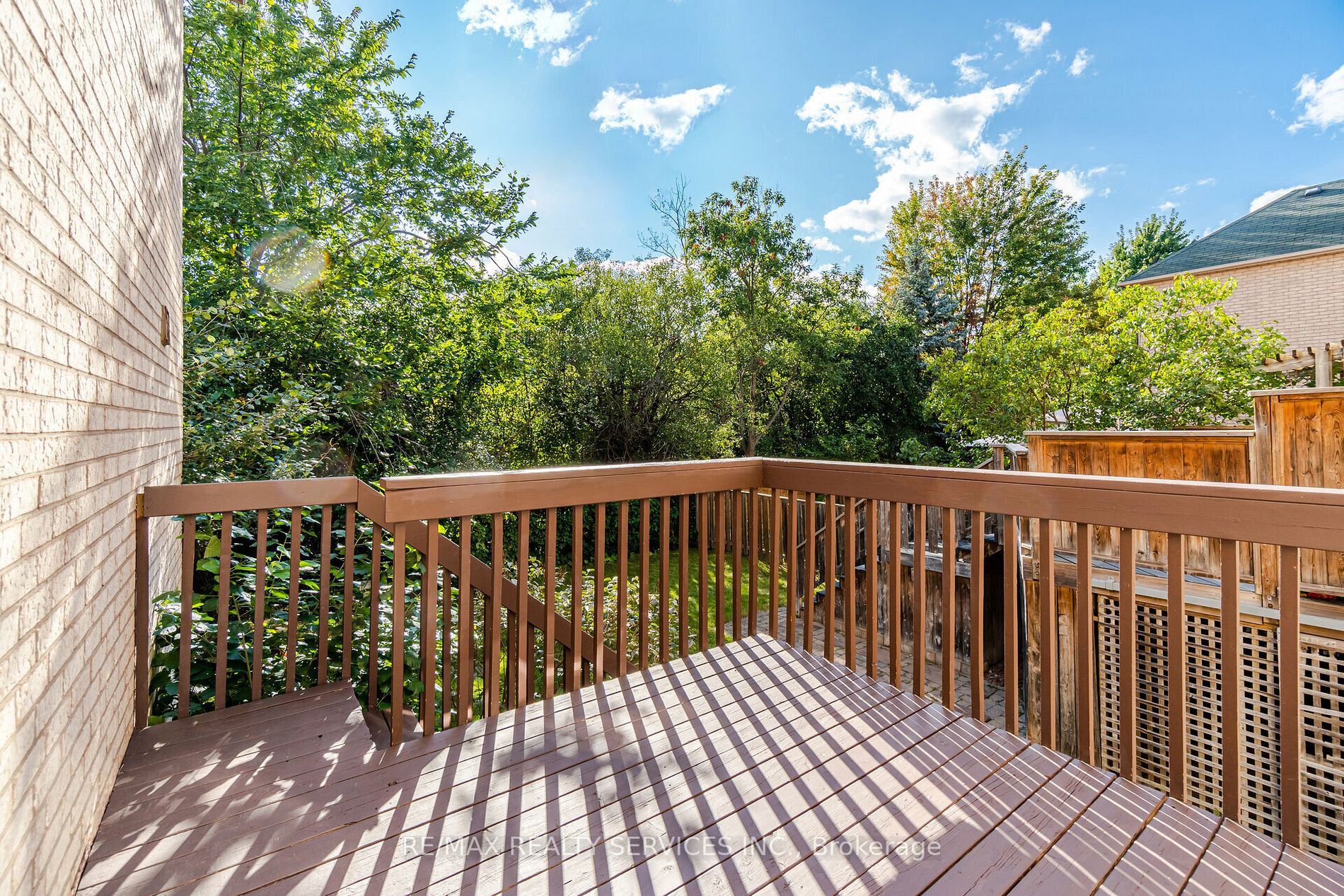 44 Provincial Place