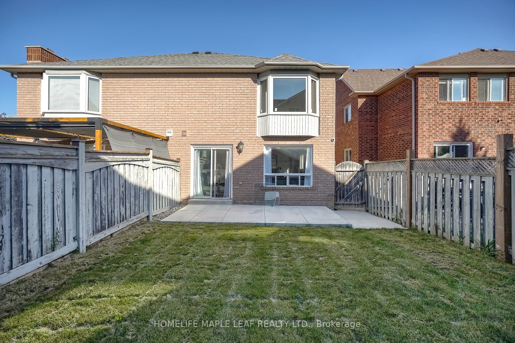 51 Pineview Crescent