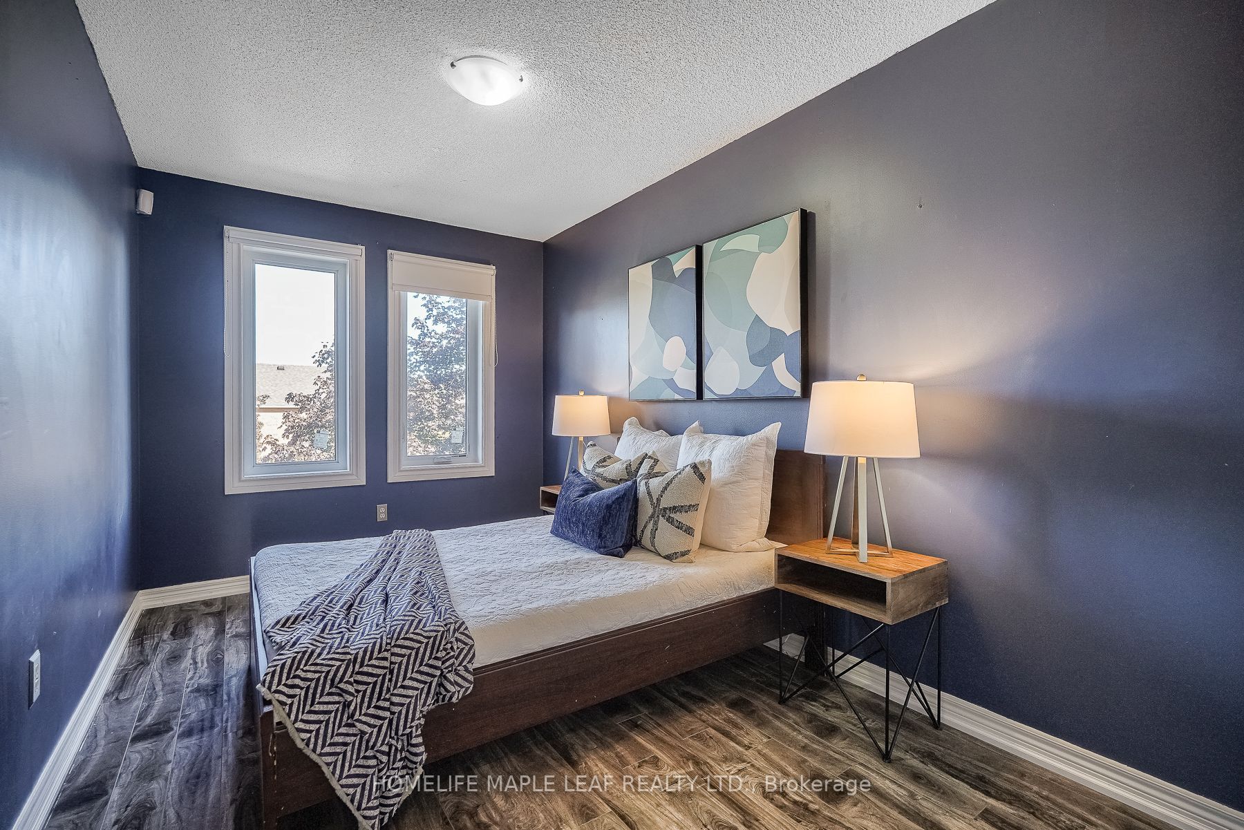 51 Pineview Crescent