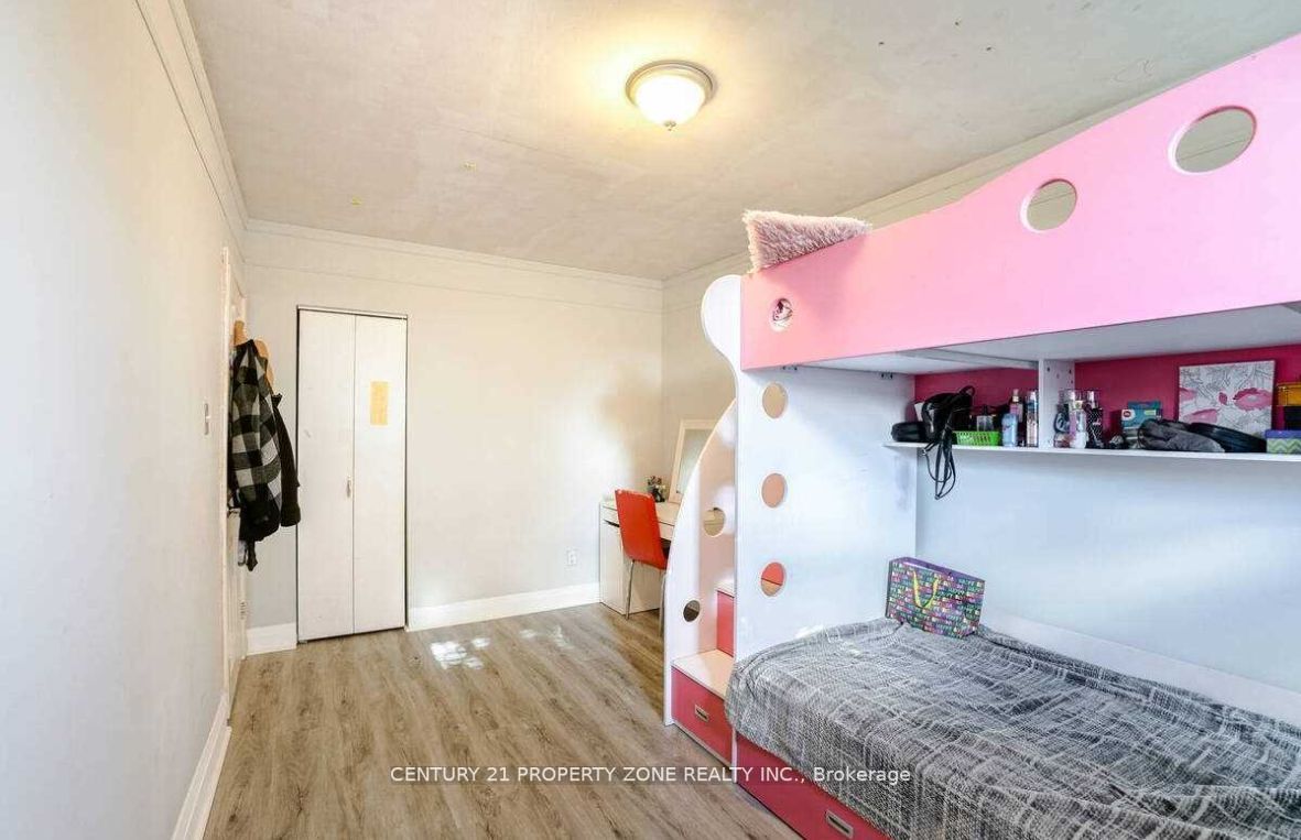 19 Anne Crt