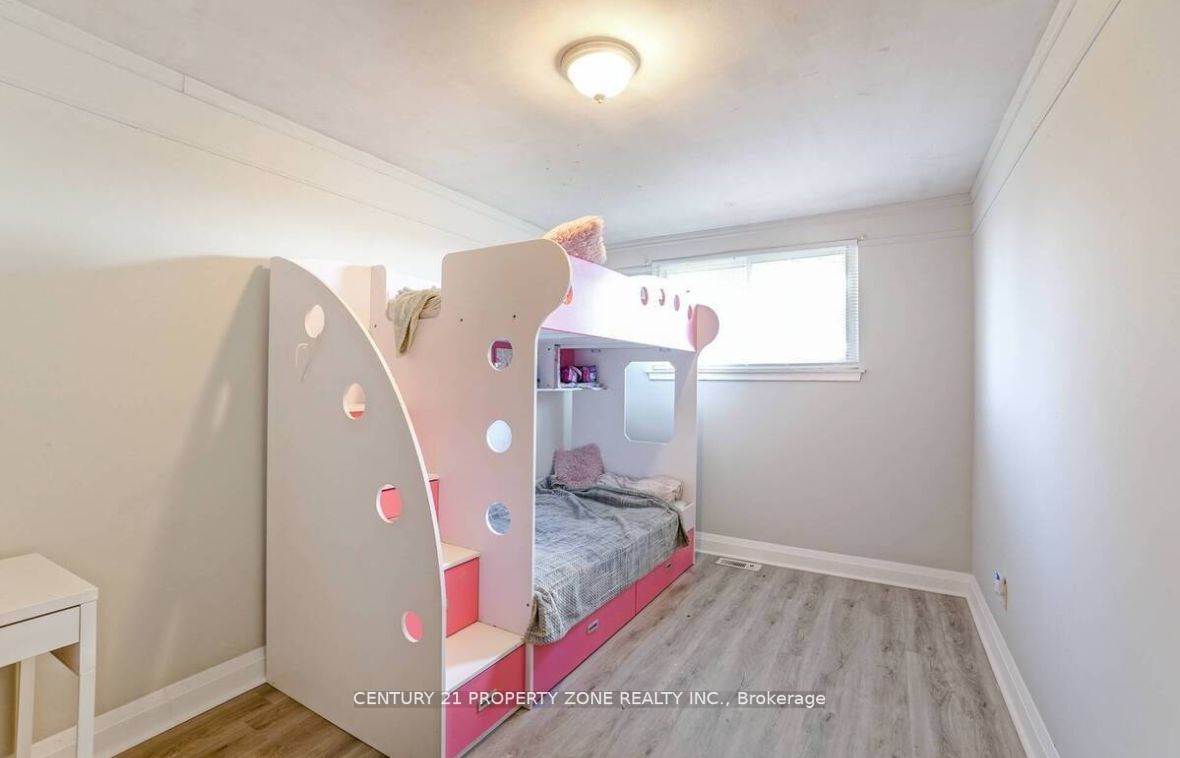 19 Anne Crt