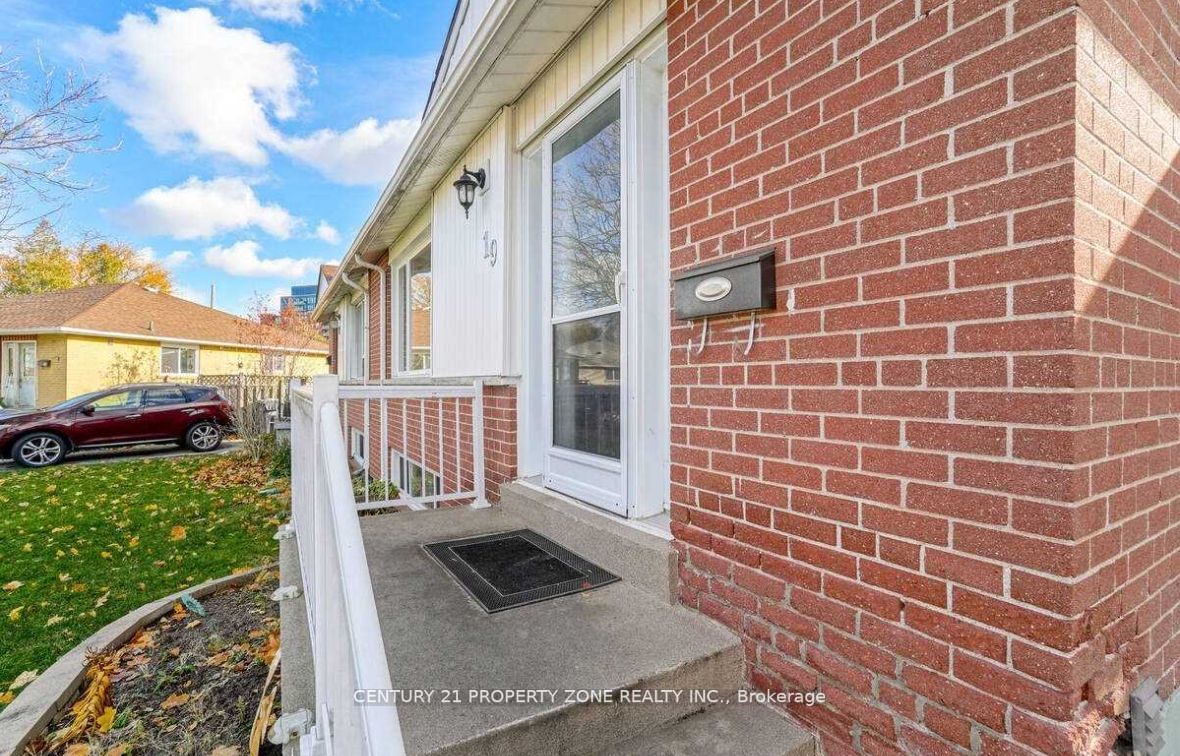 19 Anne Crt