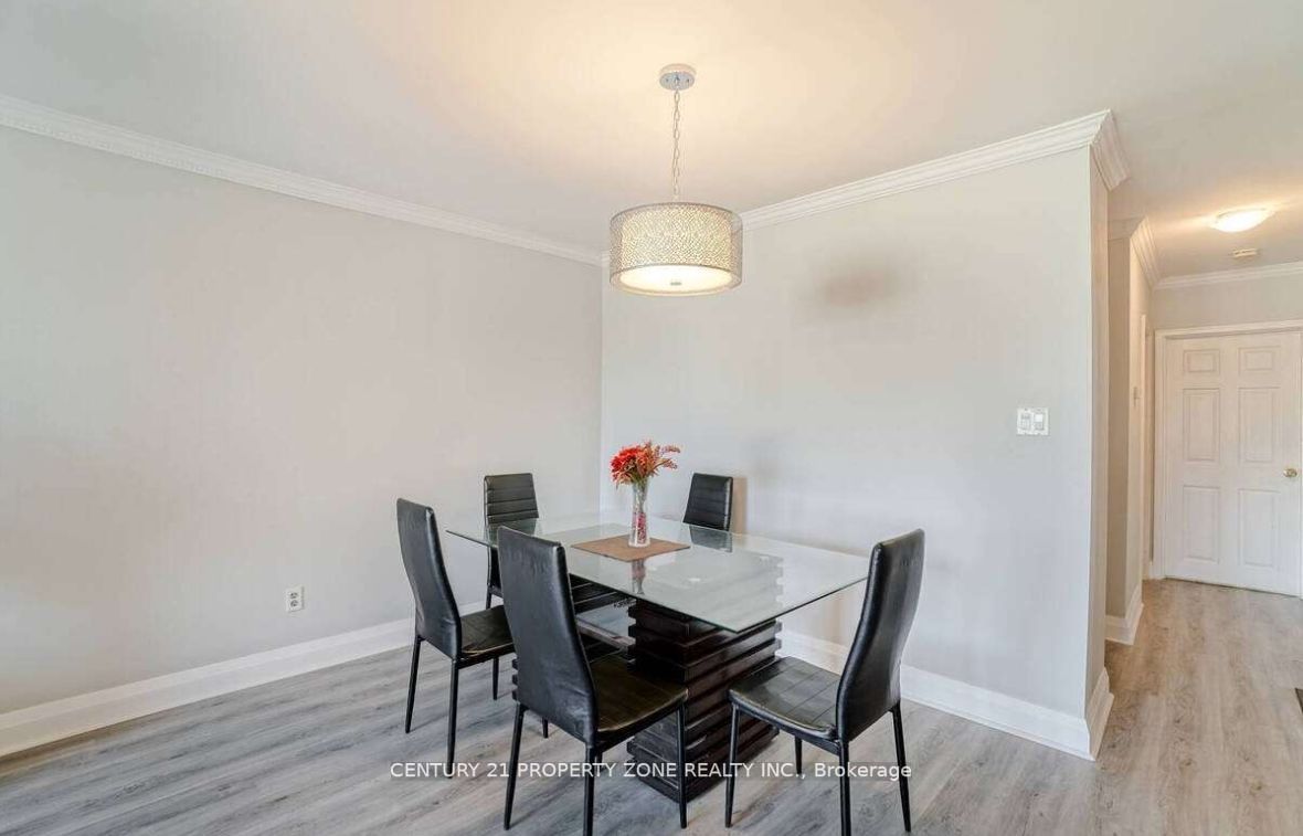 19 Anne Crt