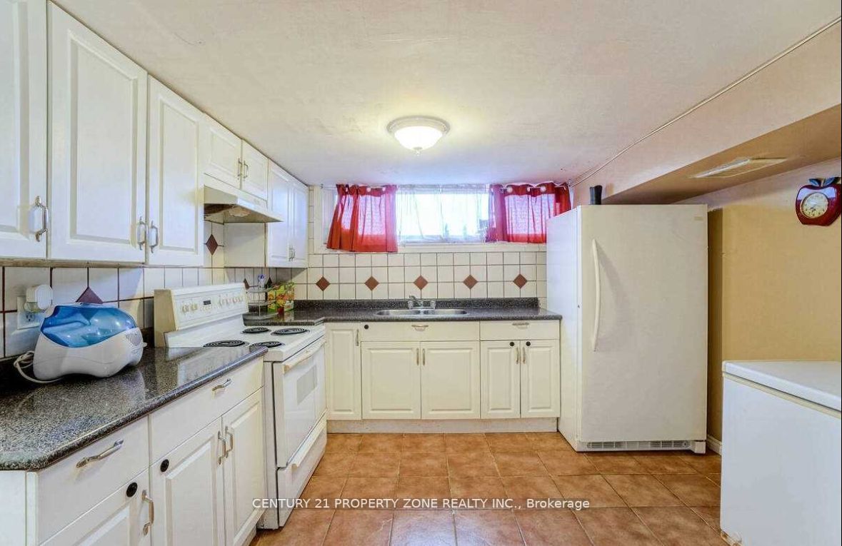 19 Anne Crt