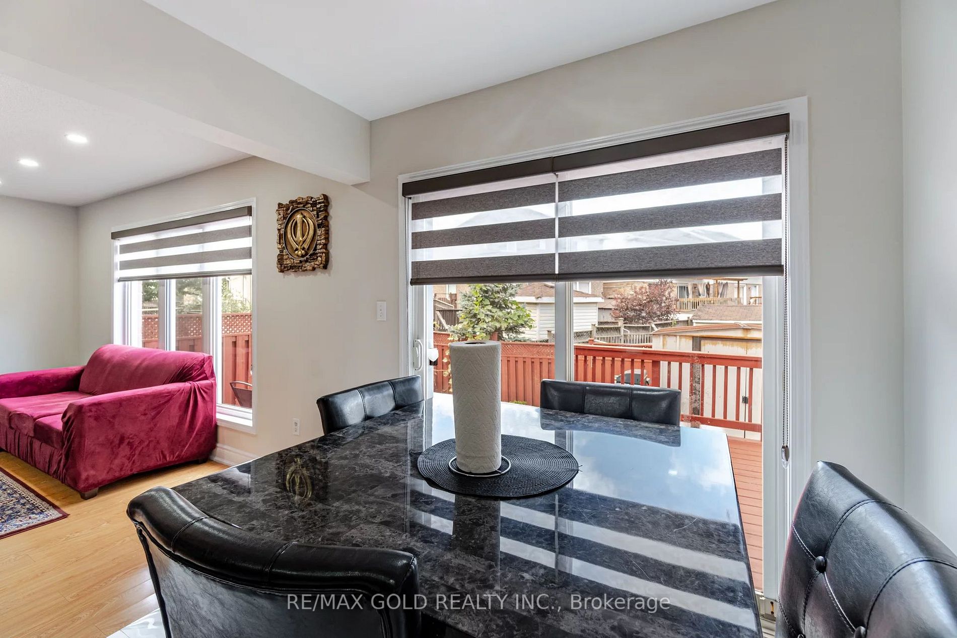 8 Jessop Drive
