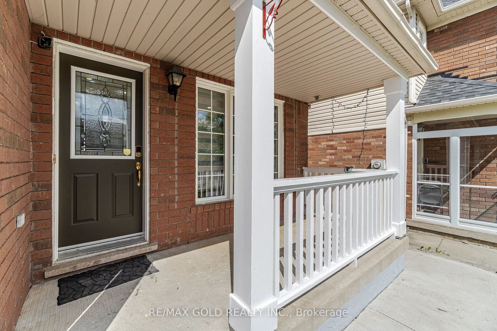 8 Jessop Drive