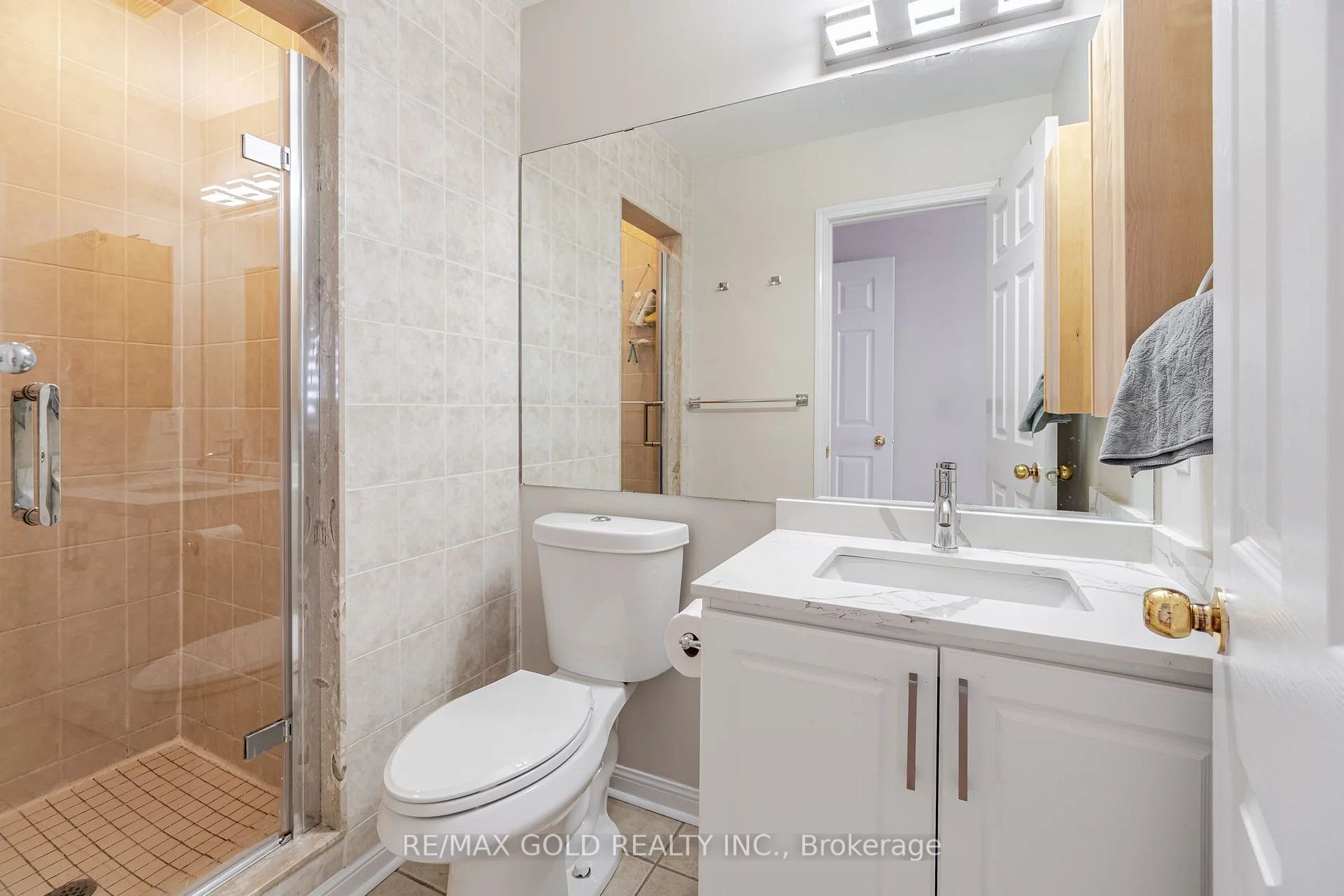 8 Jessop Drive