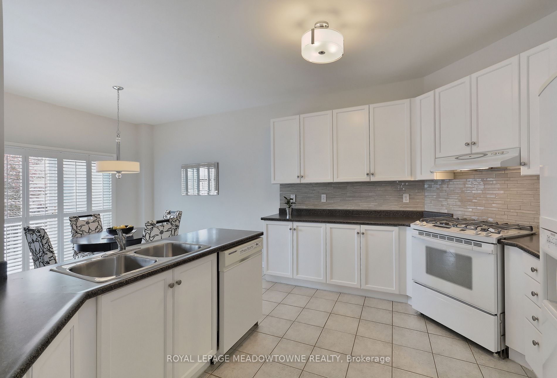 3829 Arbourview Terr