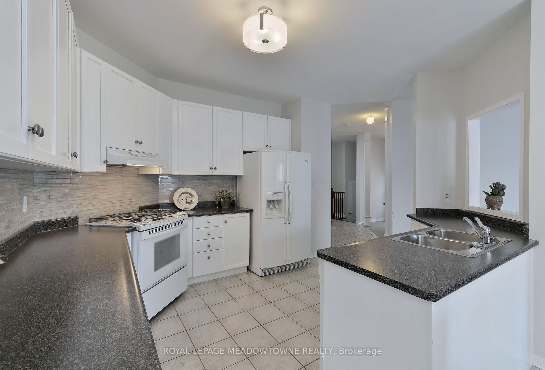 3829 Arbourview Terr